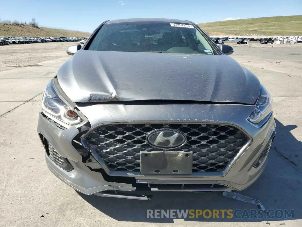 5 Photograph of a damaged car 5NPE34AF1KH753274 HYUNDAI SONATA 2019
