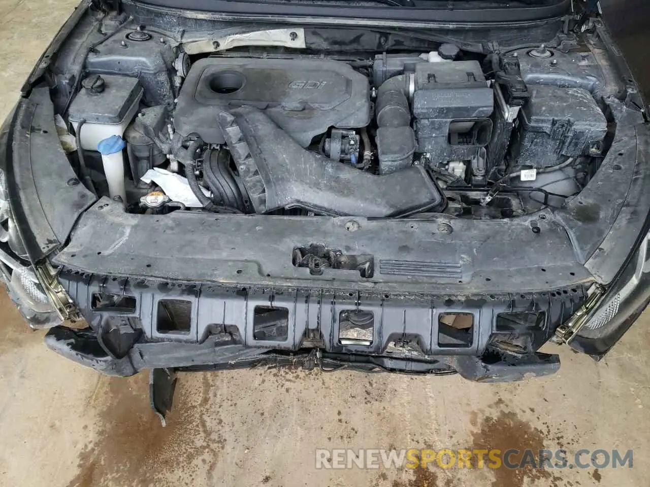 12 Photograph of a damaged car 5NPE34AF1KH759950 HYUNDAI SONATA 2019