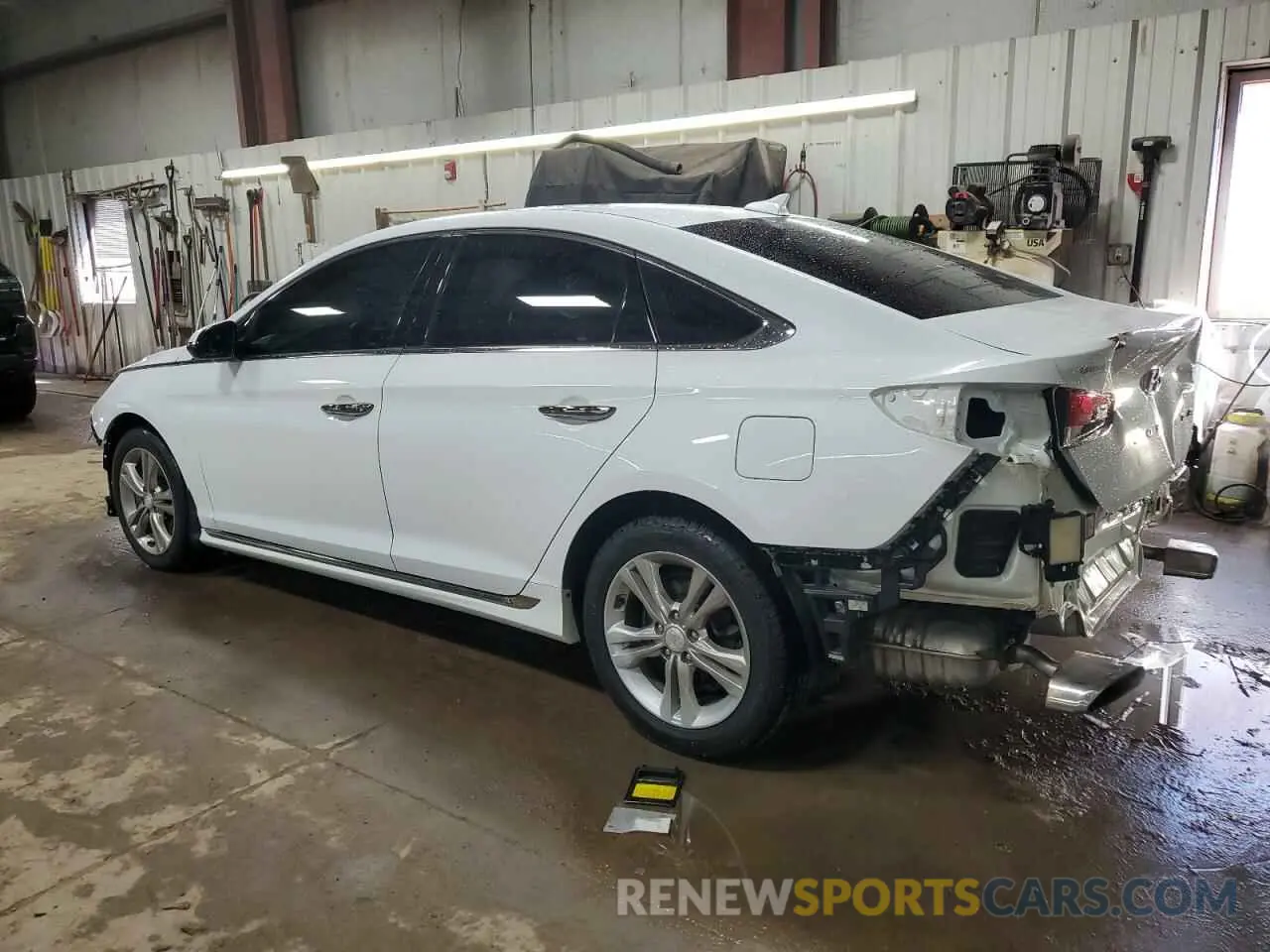 2 Photograph of a damaged car 5NPE34AF1KH767384 HYUNDAI SONATA 2019
