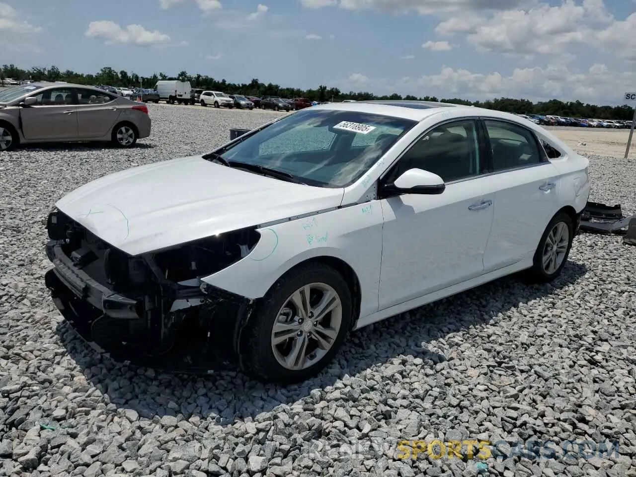 1 Photograph of a damaged car 5NPE34AF1KH768910 HYUNDAI SONATA 2019