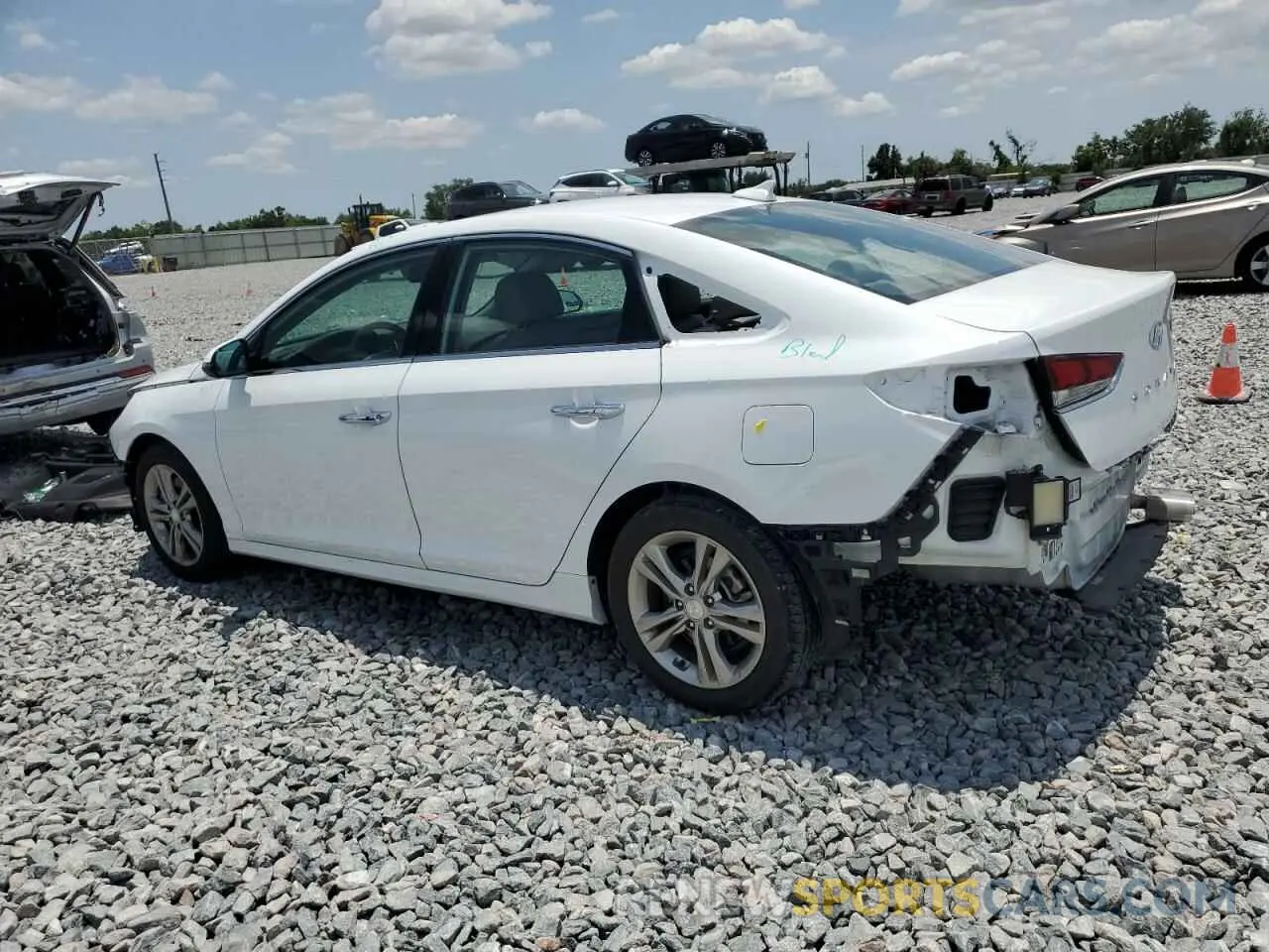 2 Photograph of a damaged car 5NPE34AF1KH768910 HYUNDAI SONATA 2019