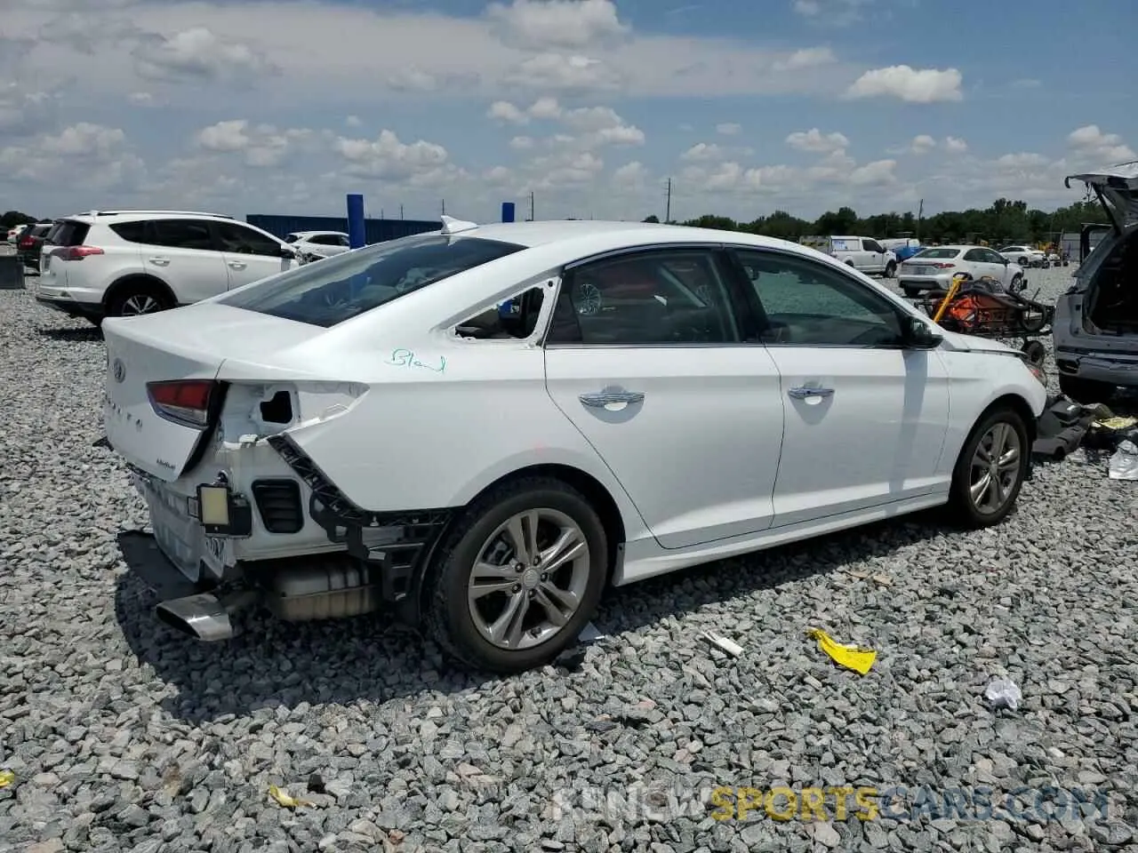 3 Photograph of a damaged car 5NPE34AF1KH768910 HYUNDAI SONATA 2019