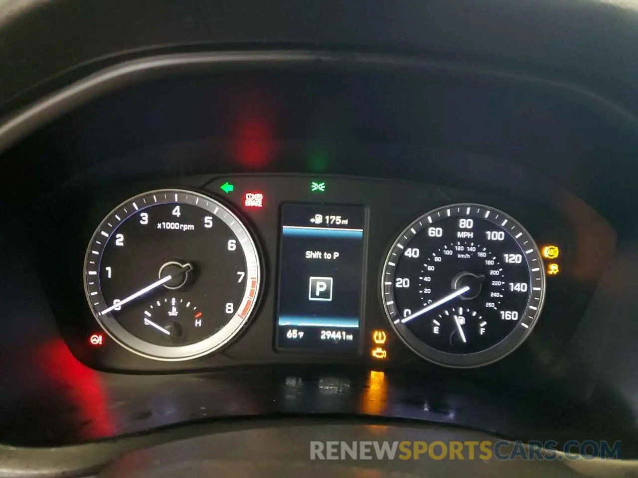 9 Photograph of a damaged car 5NPE34AF1KH769734 HYUNDAI SONATA 2019