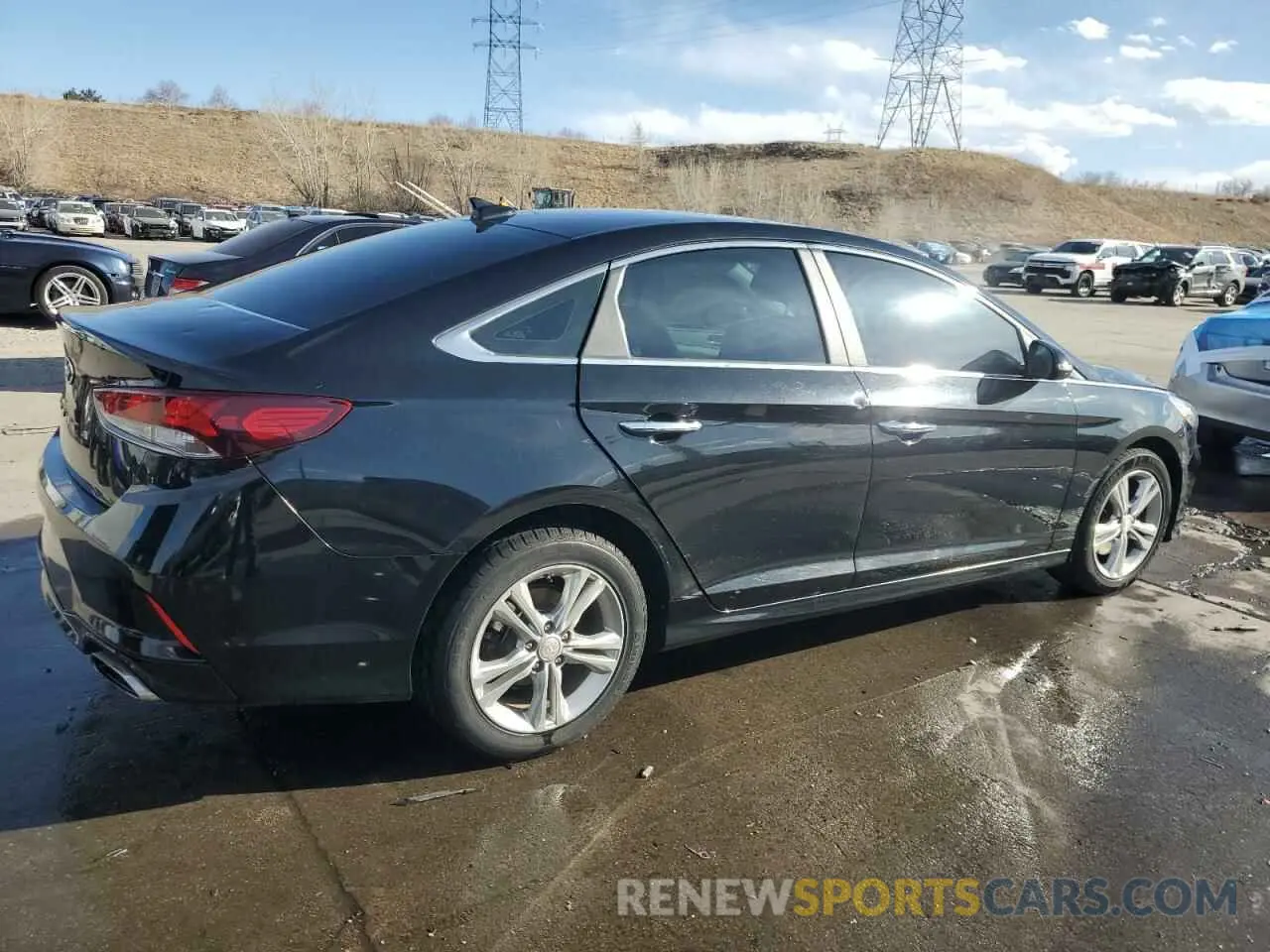 3 Photograph of a damaged car 5NPE34AF1KH774402 HYUNDAI SONATA 2019