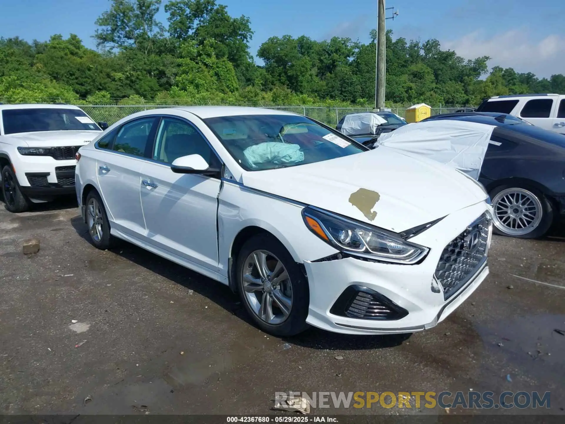 1 Photograph of a damaged car 5NPE34AF1KH785237 HYUNDAI SONATA 2019