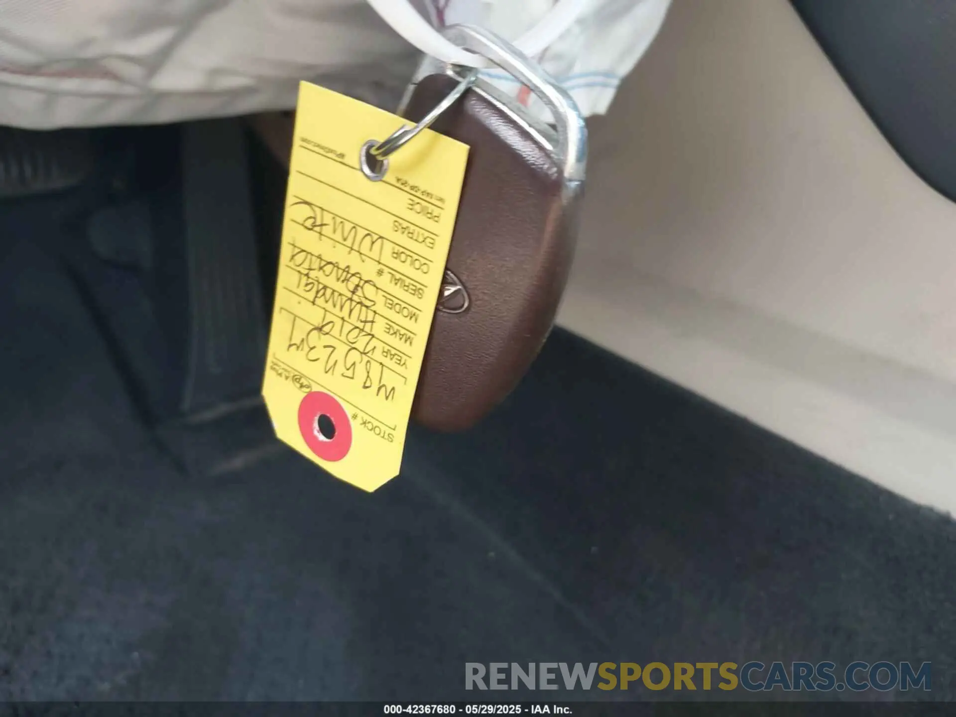 11 Photograph of a damaged car 5NPE34AF1KH785237 HYUNDAI SONATA 2019