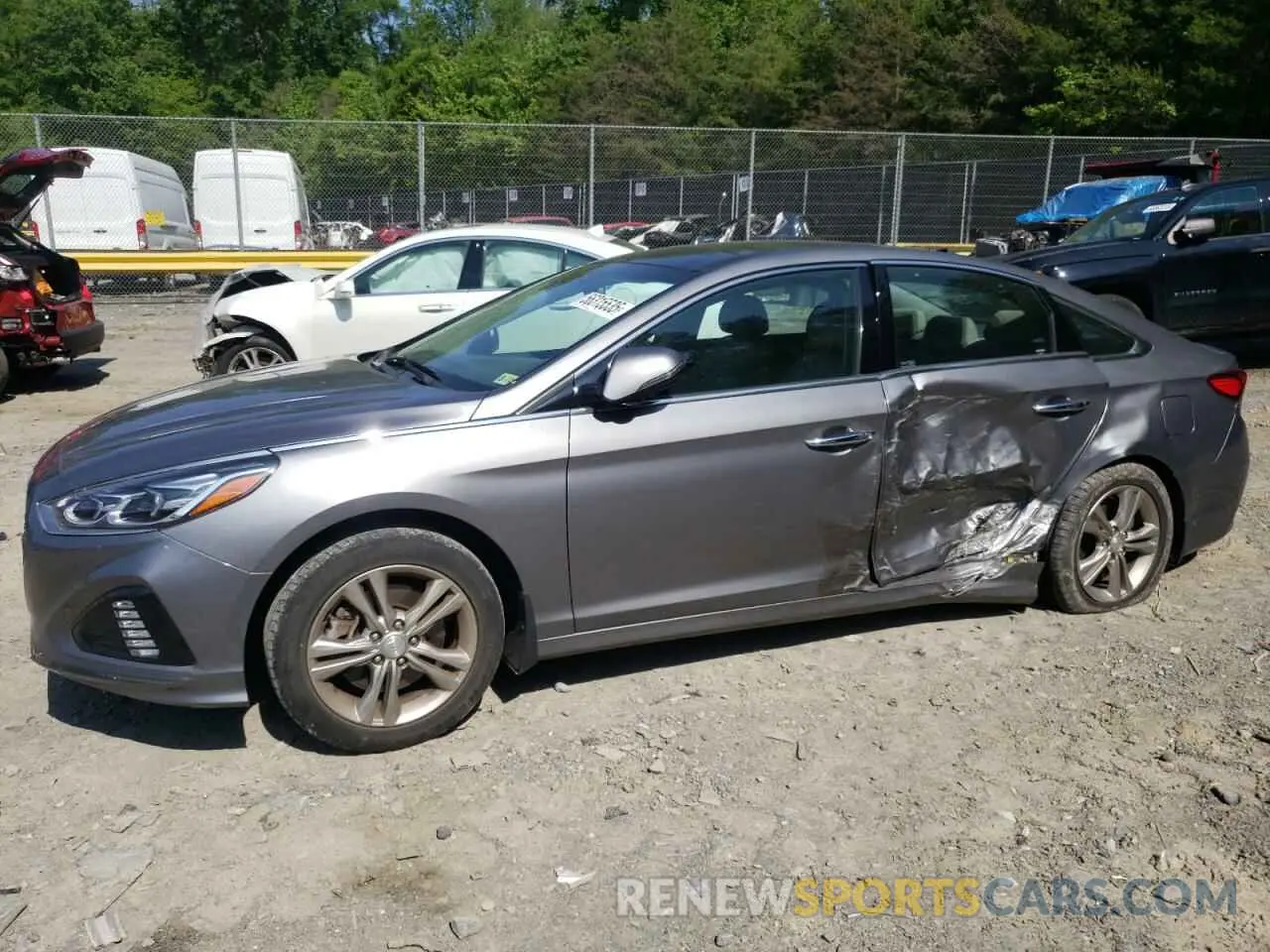 1 Photograph of a damaged car 5NPE34AF1KH793788 HYUNDAI SONATA 2019