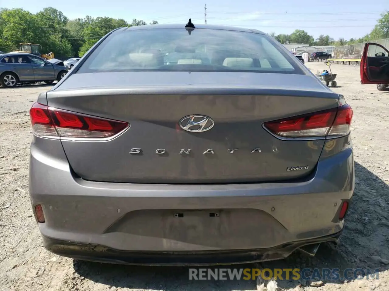 6 Photograph of a damaged car 5NPE34AF1KH793788 HYUNDAI SONATA 2019