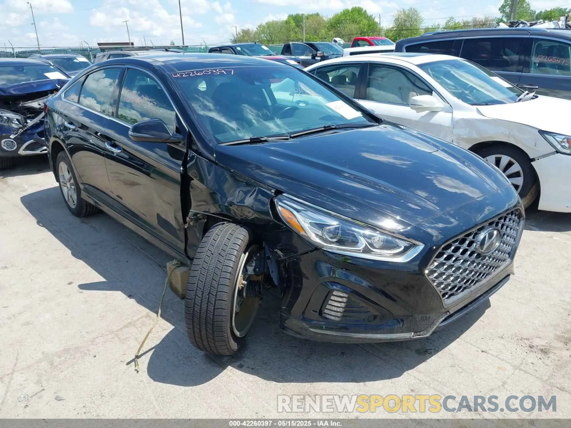 1 Photograph of a damaged car 5NPE34AF1KH797081 HYUNDAI SONATA 2019