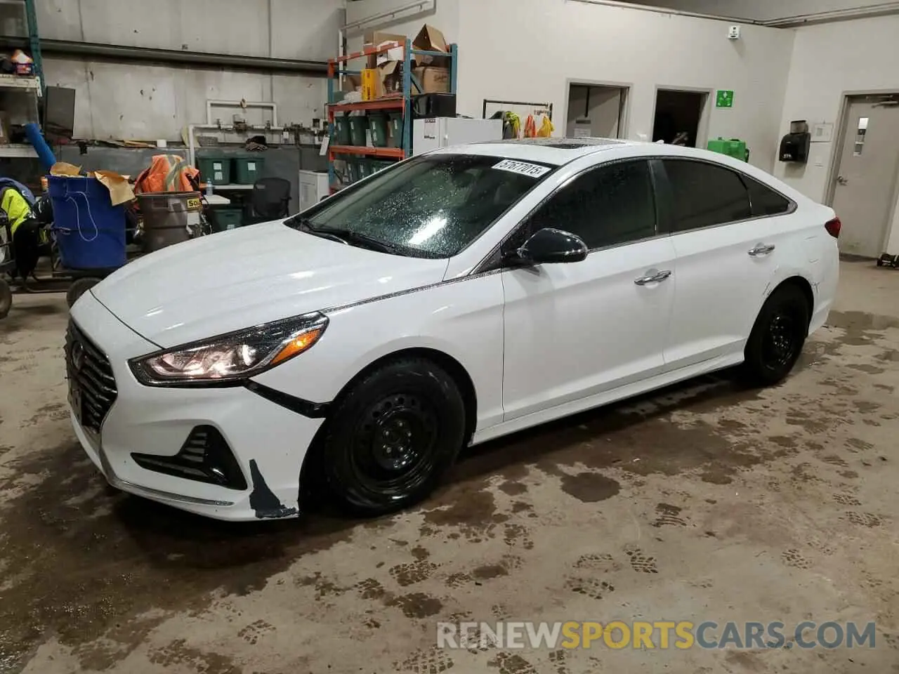1 Photograph of a damaged car 5NPE34AF1KH801646 HYUNDAI SONATA 2019
