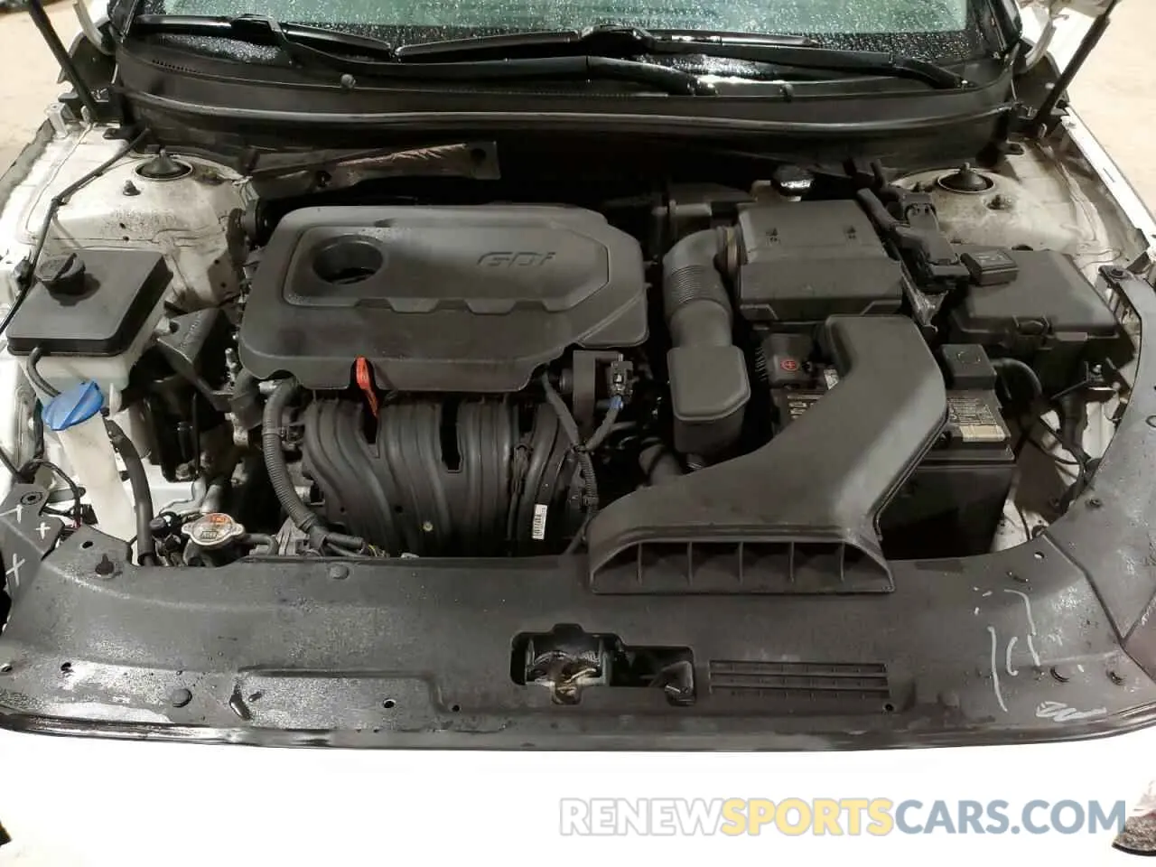11 Photograph of a damaged car 5NPE34AF1KH801646 HYUNDAI SONATA 2019