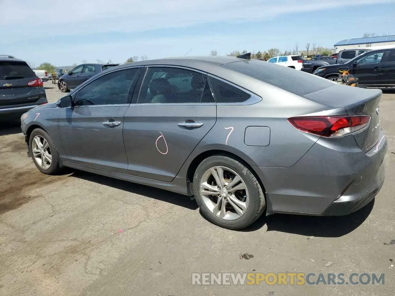 2 Photograph of a damaged car 5NPE34AF1KH803297 HYUNDAI SONATA 2019