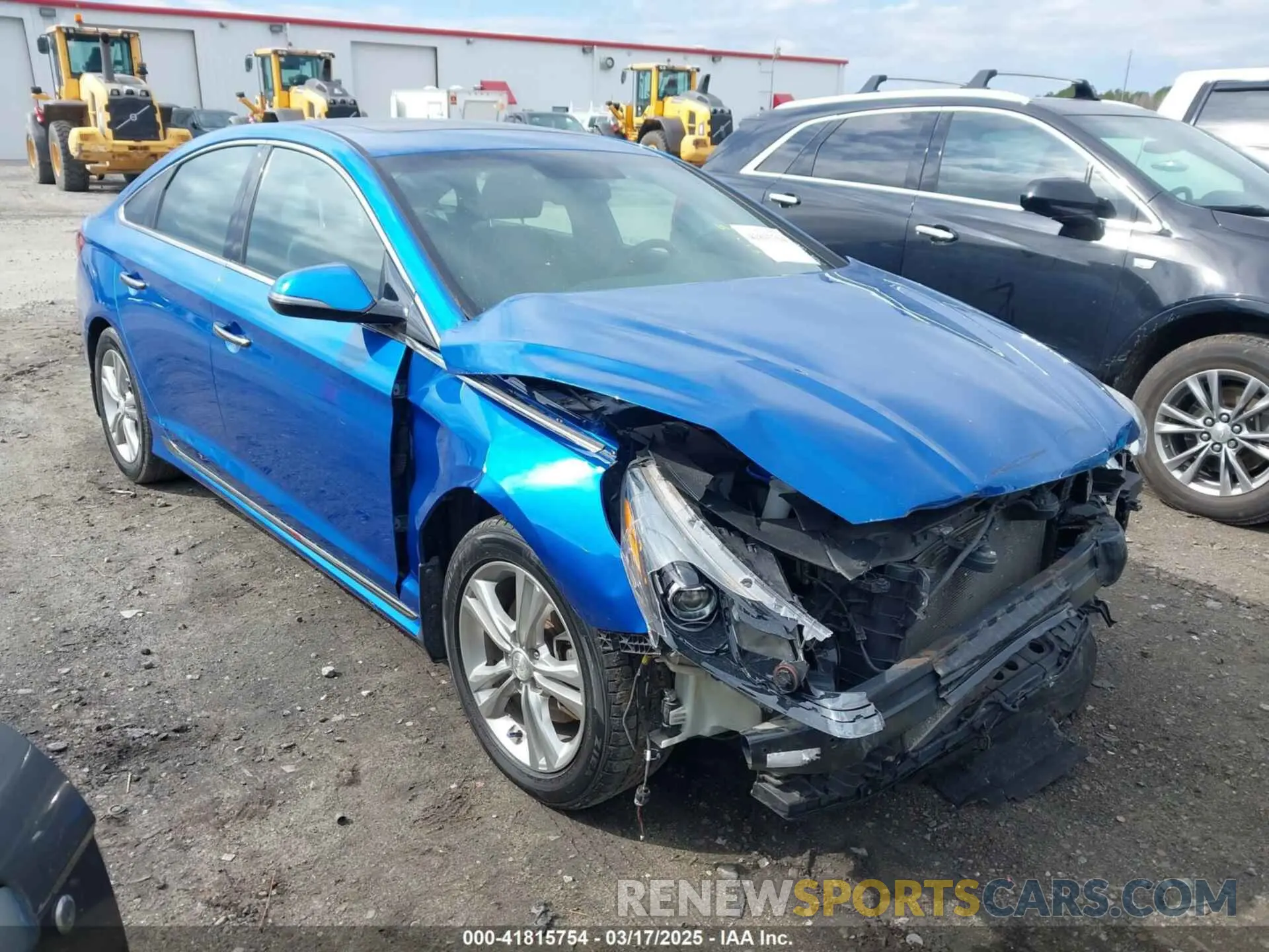 1 Photograph of a damaged car 5NPE34AF2KH735382 HYUNDAI SONATA 2019
