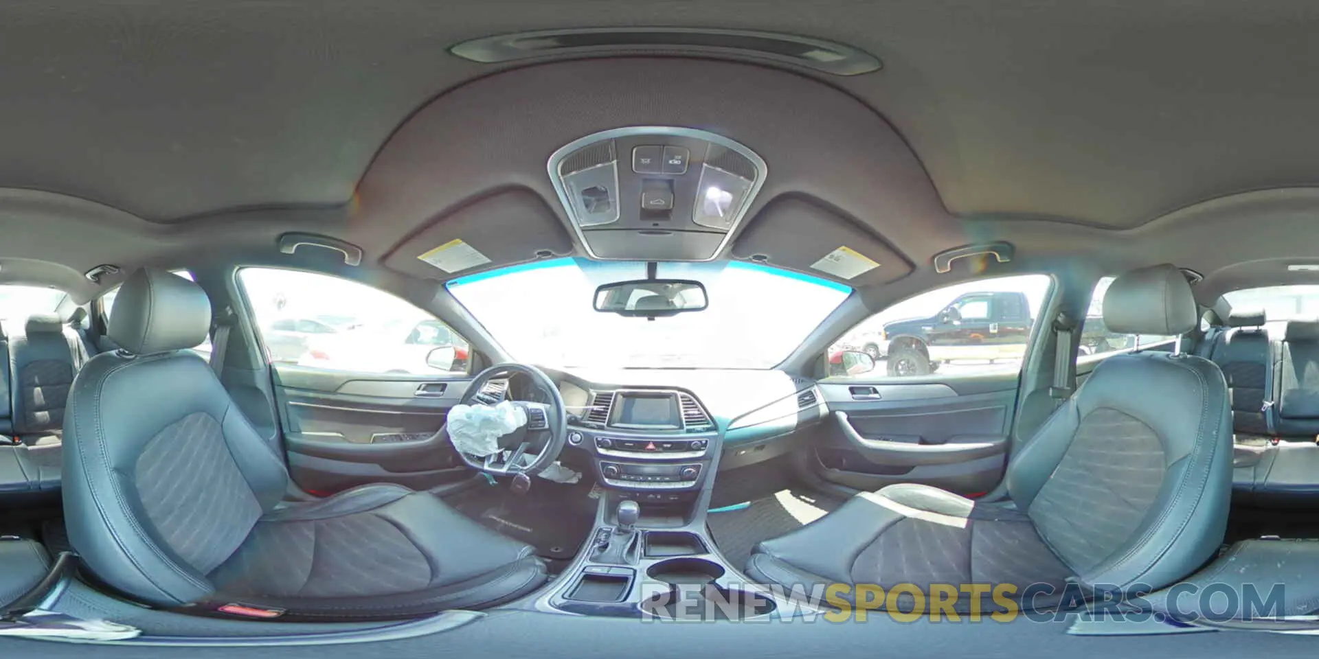 12 Photograph of a damaged car 5NPE34AF2KH736113 HYUNDAI SONATA 2019