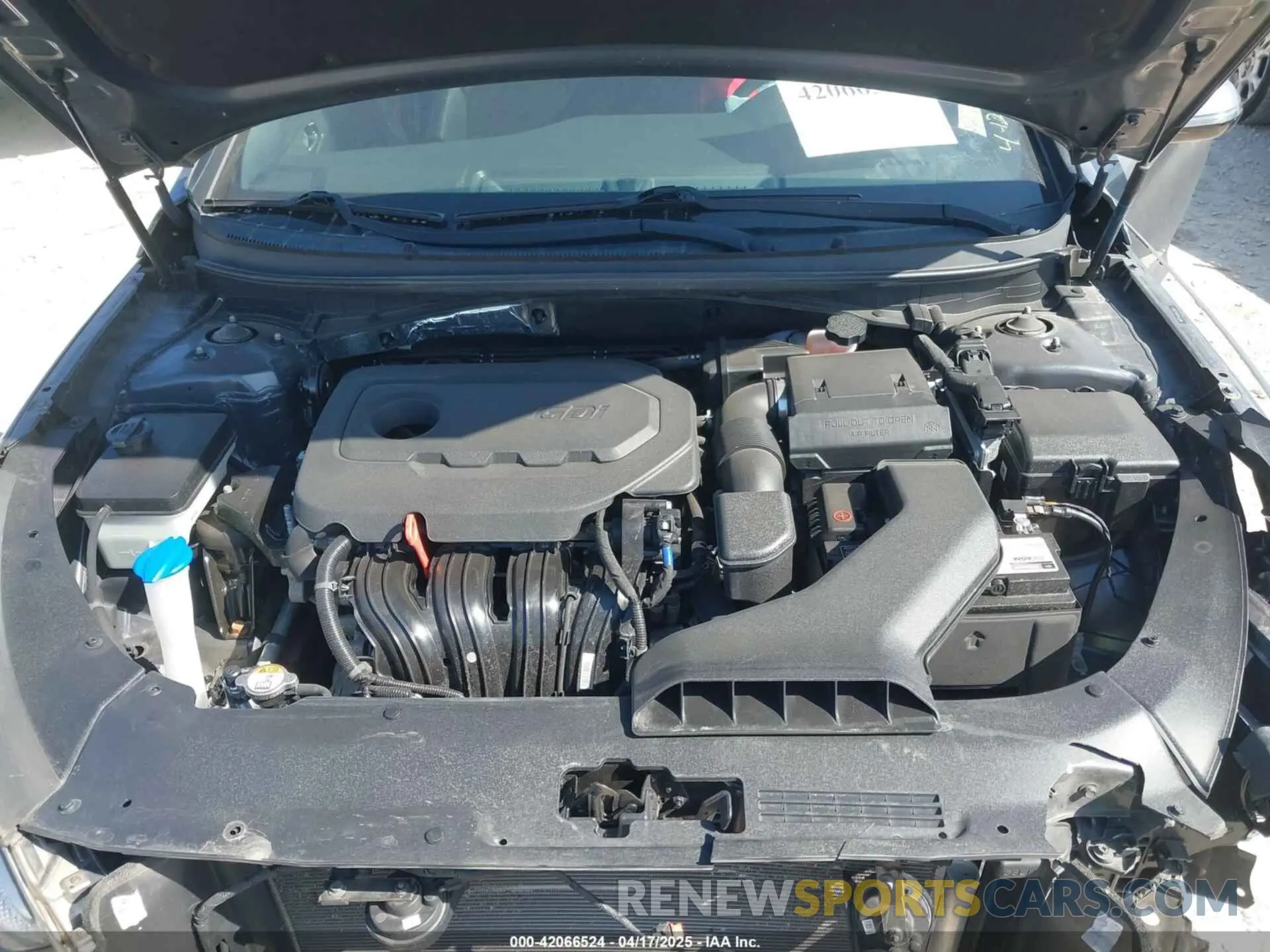 10 Photograph of a damaged car 5NPE34AF2KH737813 HYUNDAI SONATA 2019