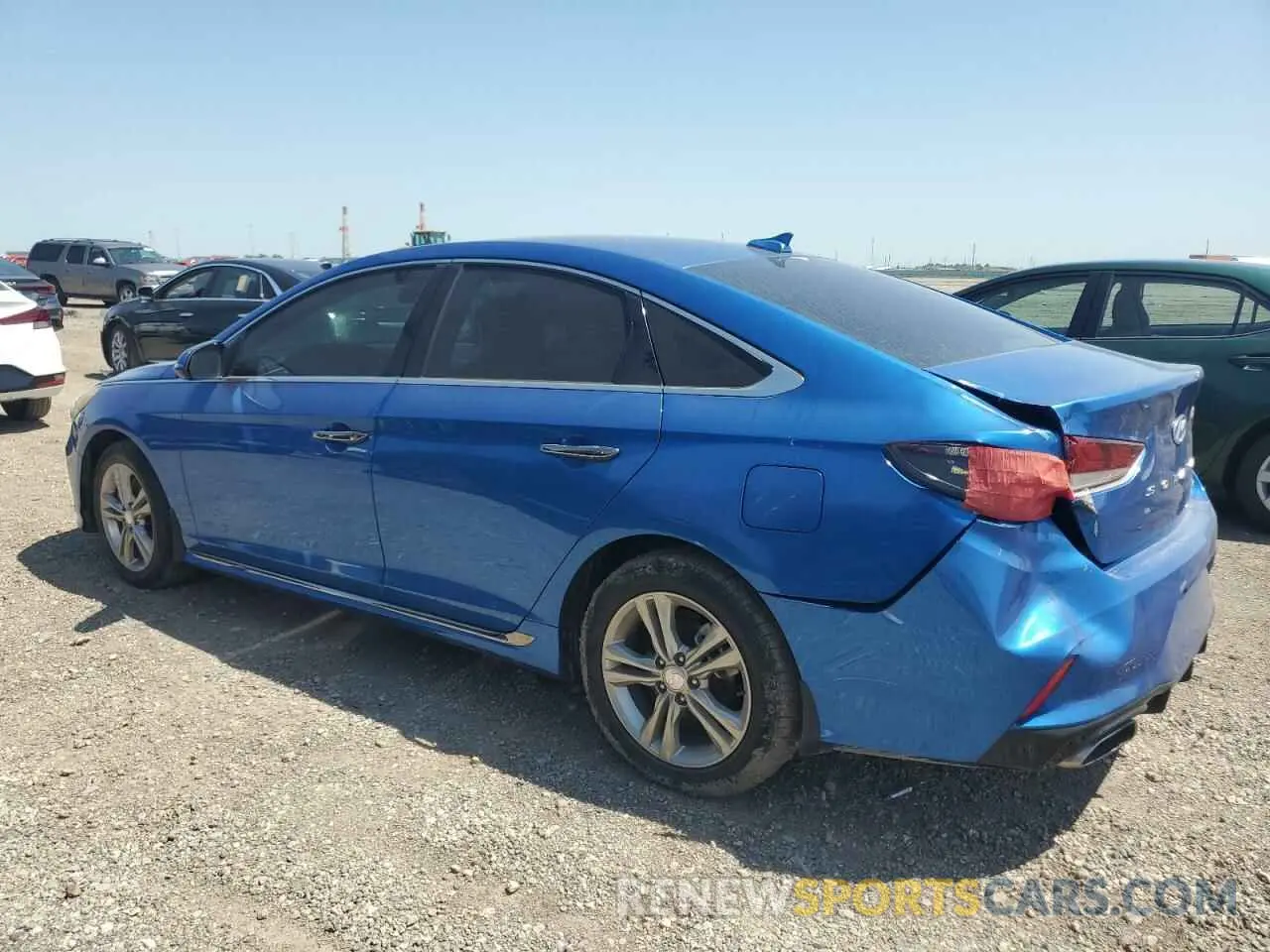 2 Photograph of a damaged car 5NPE34AF2KH749587 HYUNDAI SONATA 2019