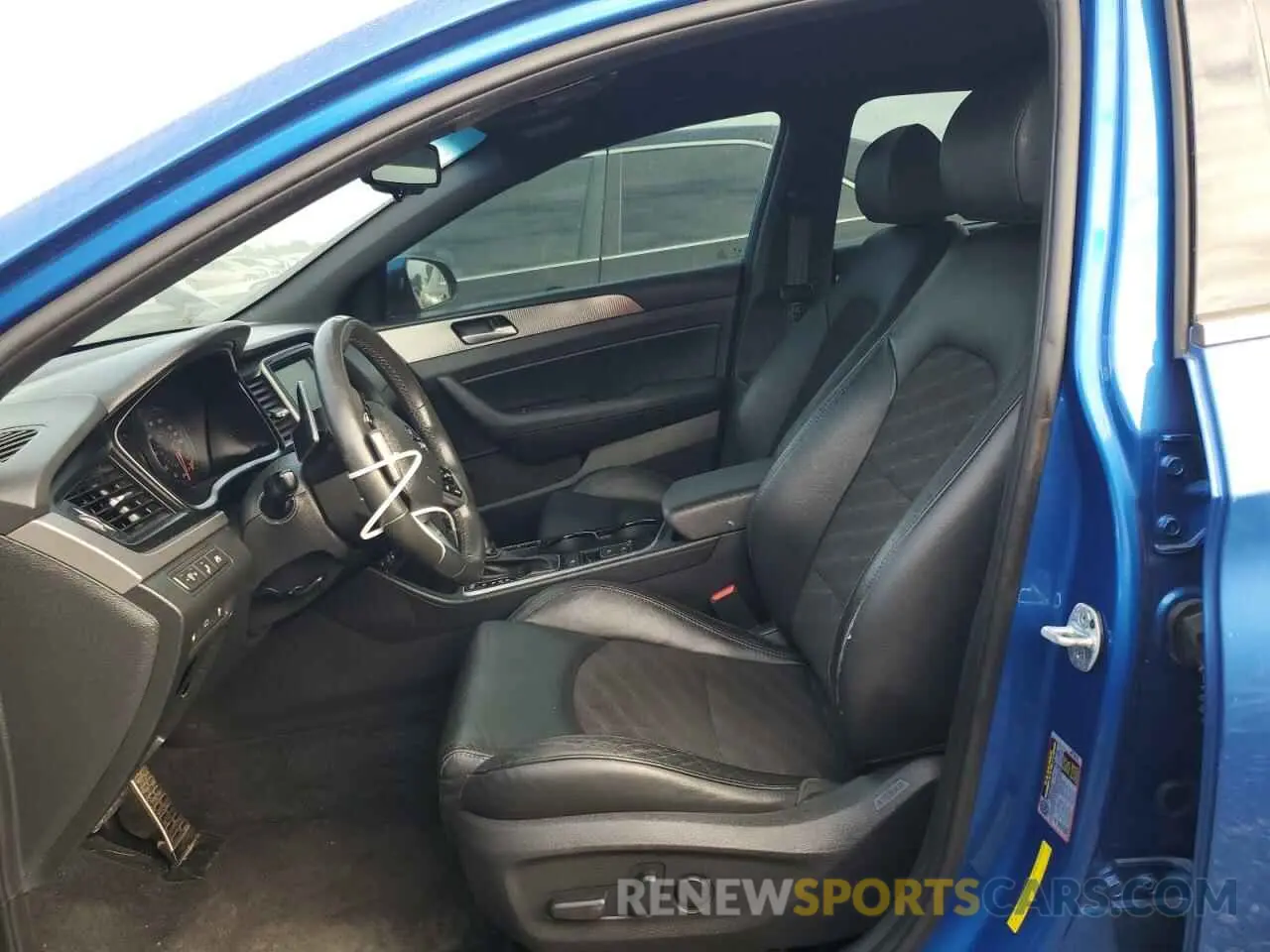 7 Photograph of a damaged car 5NPE34AF2KH749587 HYUNDAI SONATA 2019