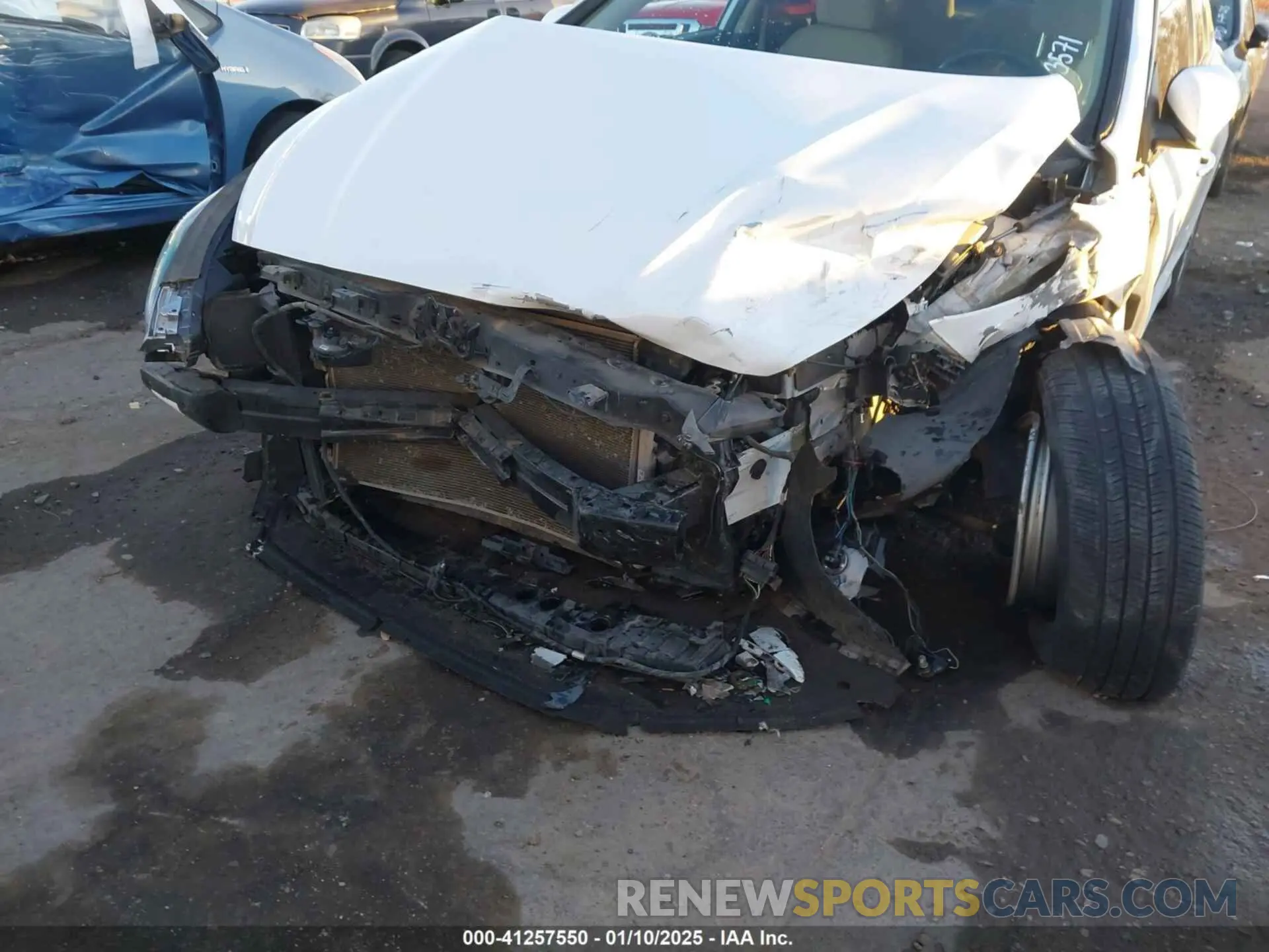 16 Photograph of a damaged car 5NPE34AF2KH763571 HYUNDAI SONATA 2019