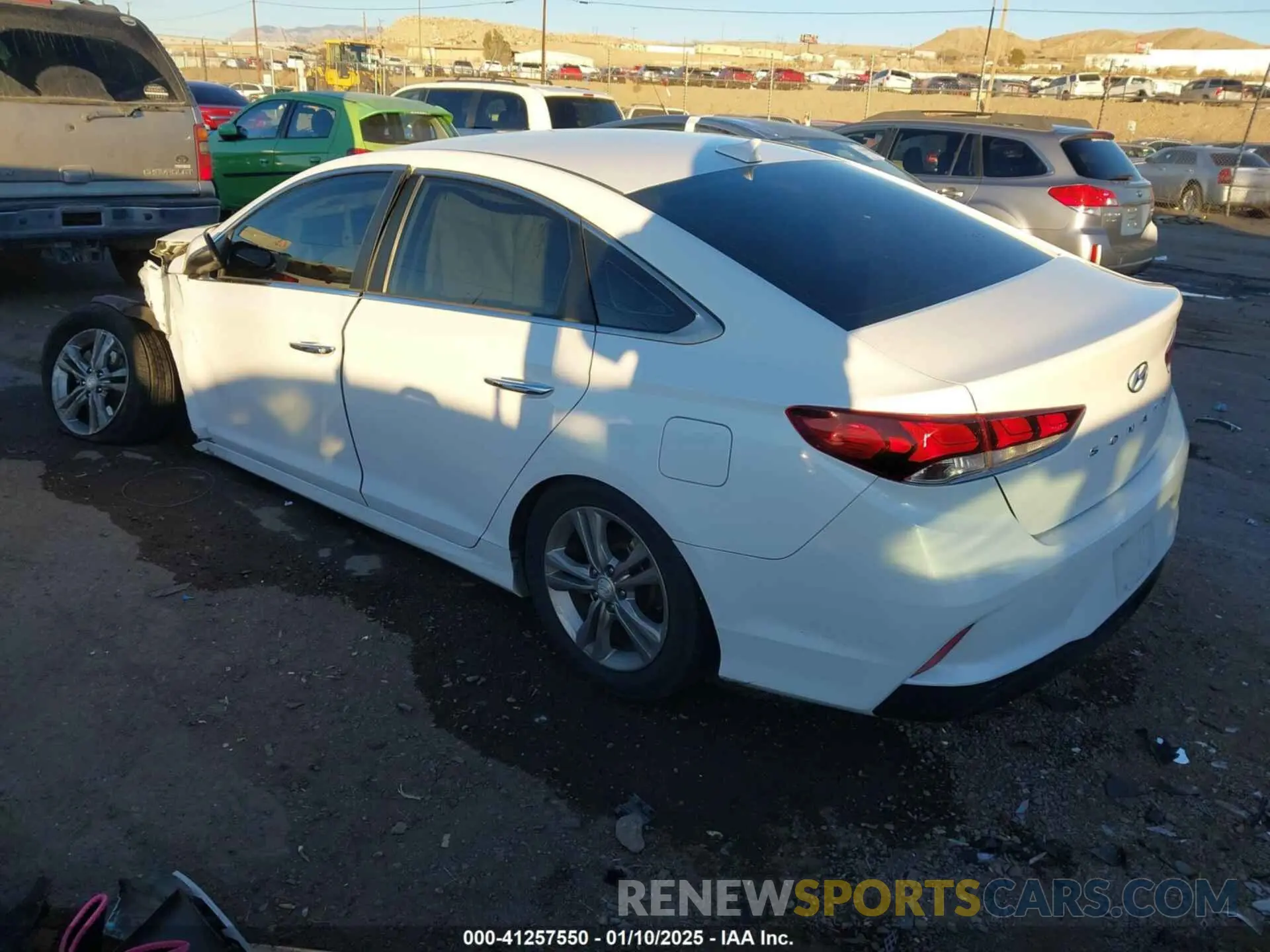 3 Photograph of a damaged car 5NPE34AF2KH763571 HYUNDAI SONATA 2019