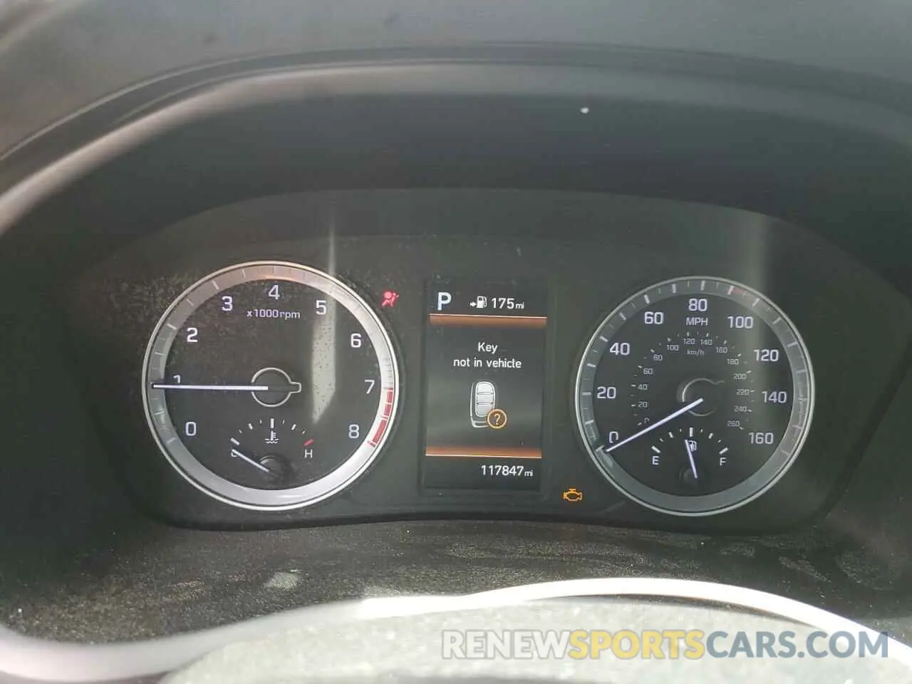 9 Photograph of a damaged car 5NPE34AF2KH770973 HYUNDAI SONATA 2019