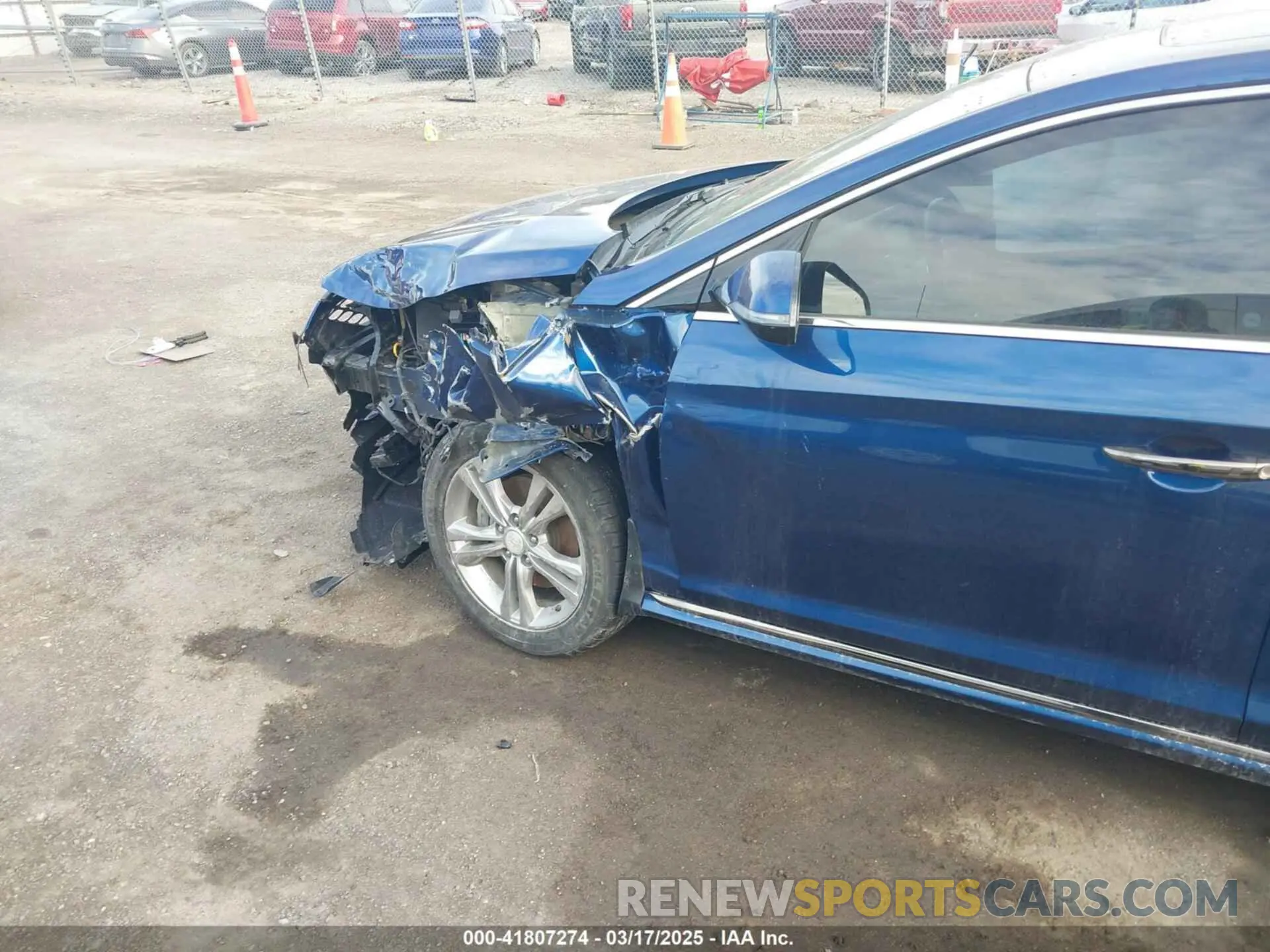 6 Photograph of a damaged car 5NPE34AF2KH772139 HYUNDAI SONATA 2019