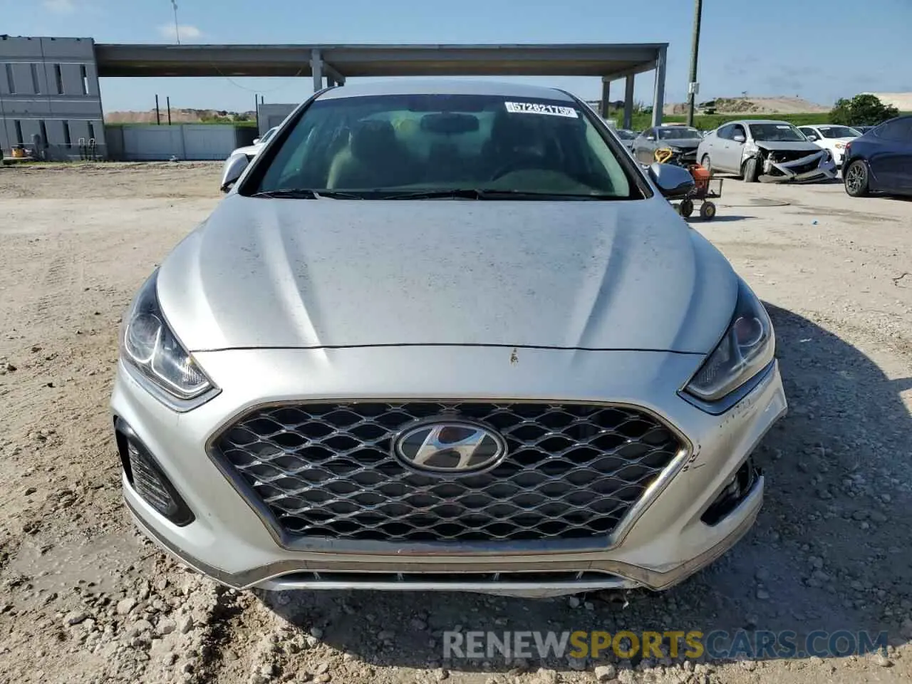 5 Photograph of a damaged car 5NPE34AF2KH773887 HYUNDAI SONATA 2019