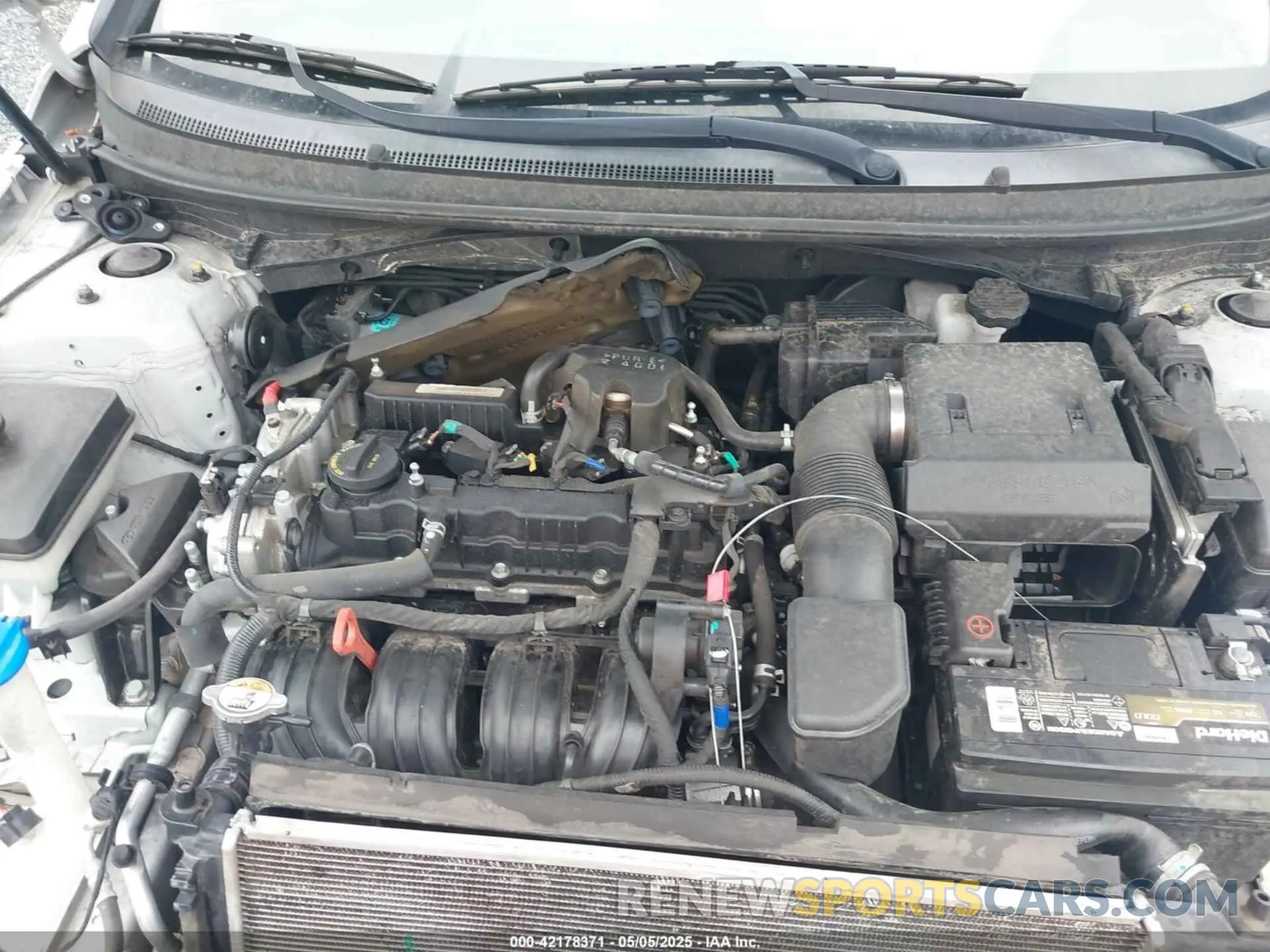 10 Photograph of a damaged car 5NPE34AF2KH783061 HYUNDAI SONATA 2019