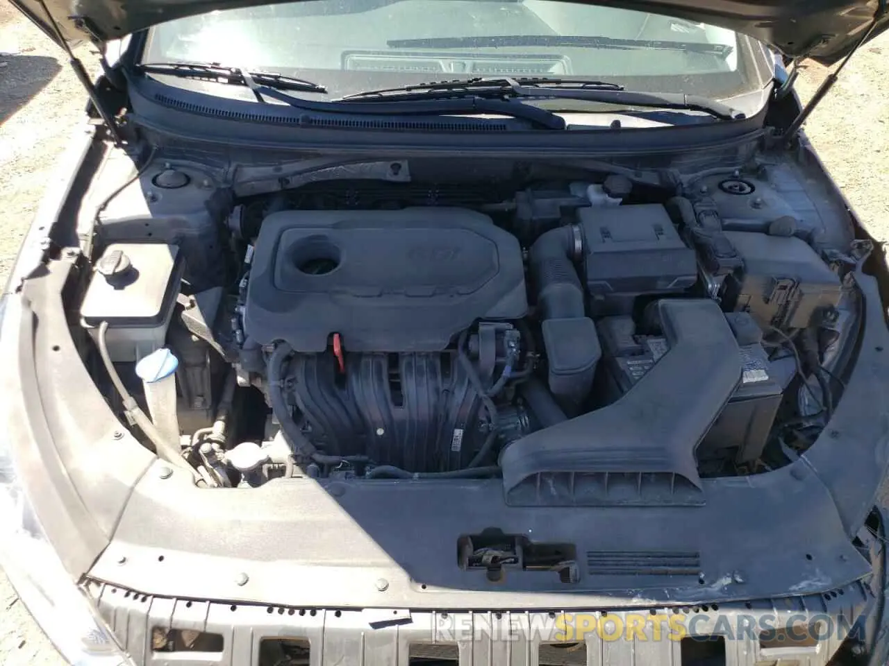11 Photograph of a damaged car 5NPE34AF2KH786087 HYUNDAI SONATA 2019