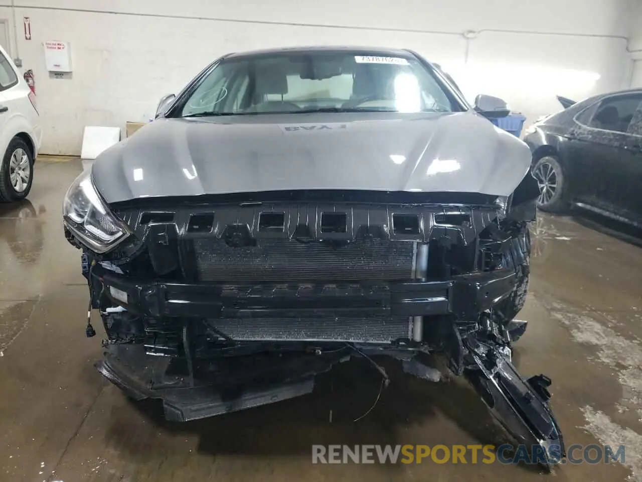 5 Photograph of a damaged car 5NPE34AF2KH786087 HYUNDAI SONATA 2019