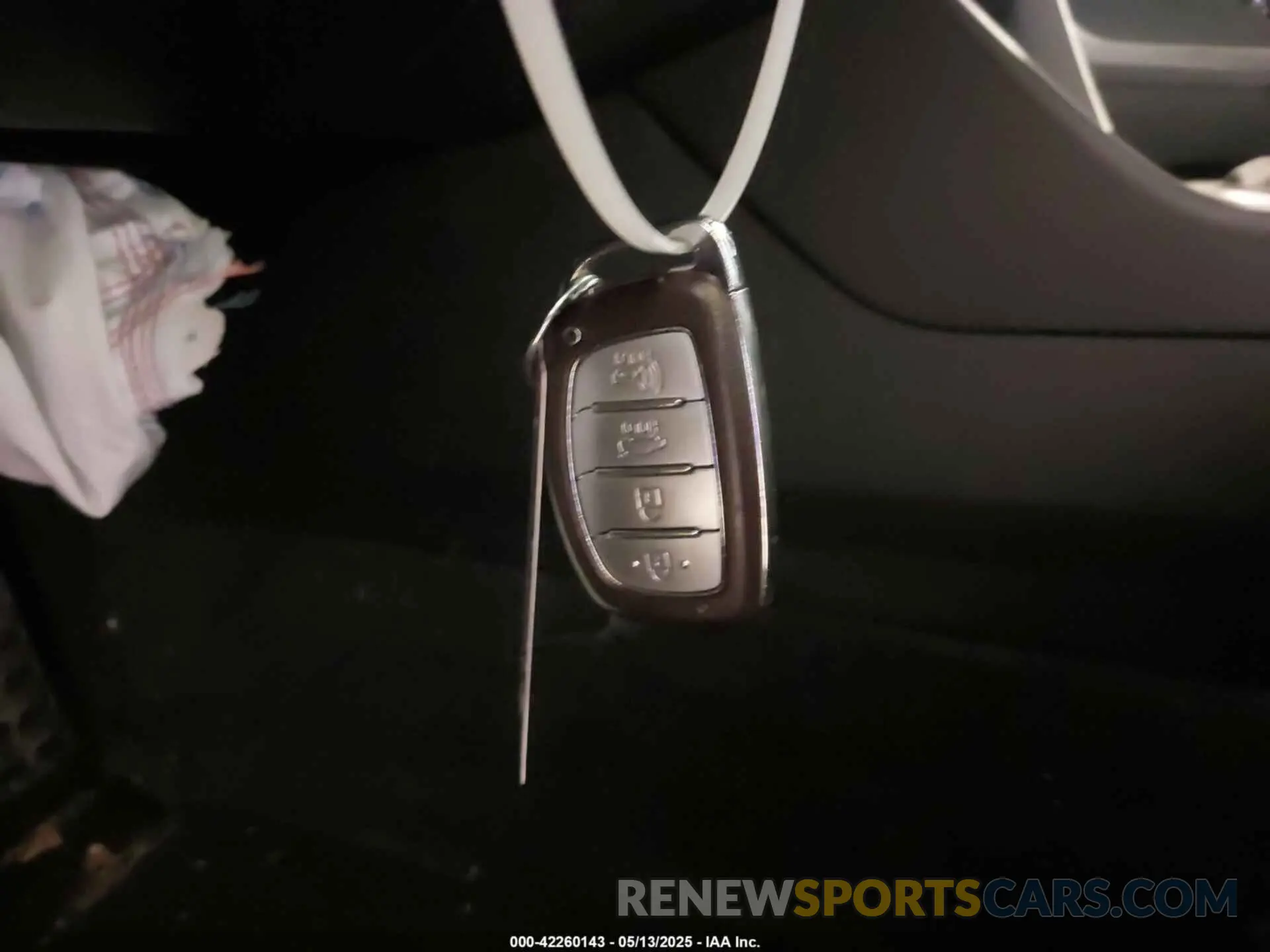 11 Photograph of a damaged car 5NPE34AF2KH795453 HYUNDAI SONATA 2019