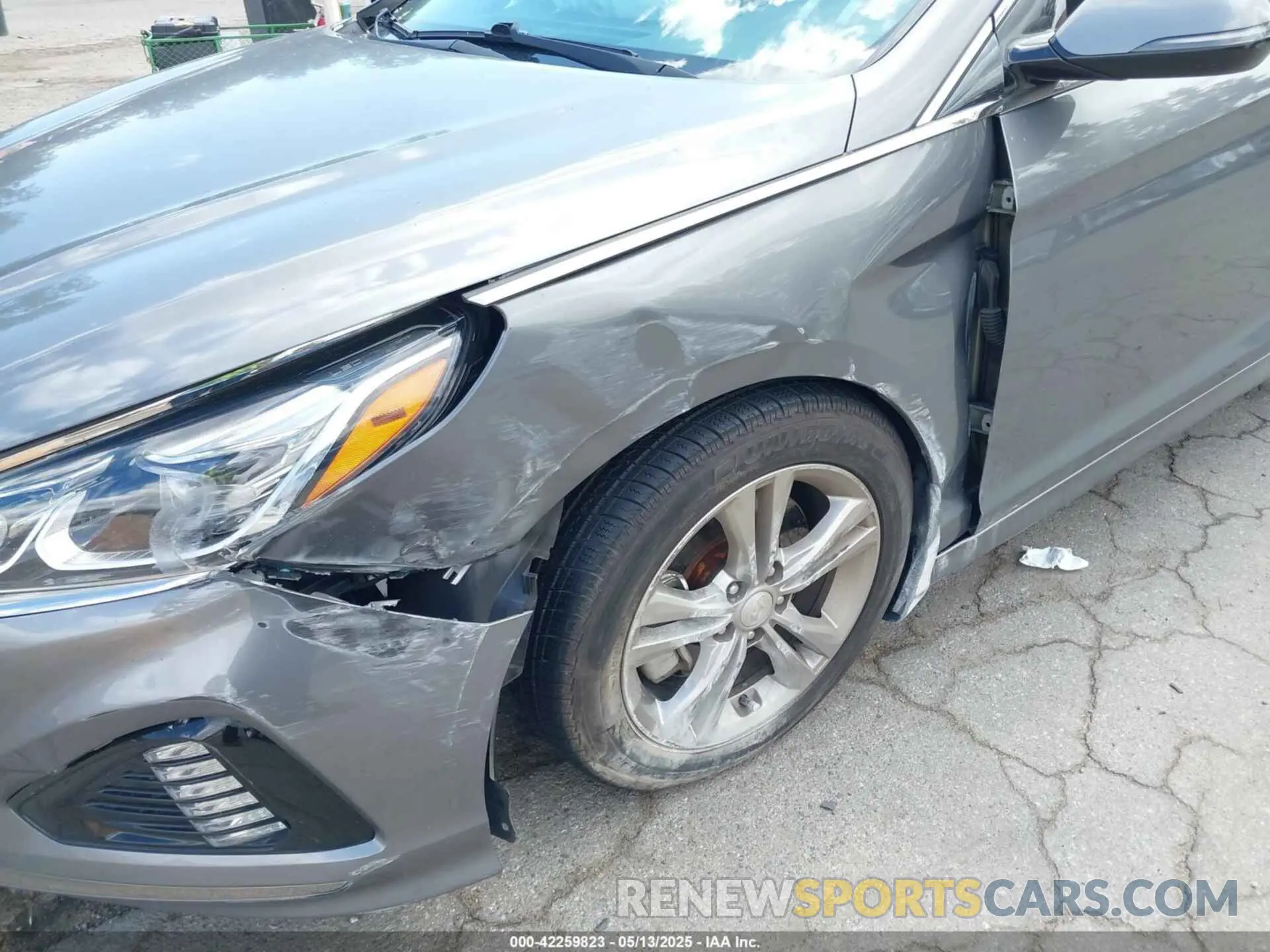 6 Photograph of a damaged car 5NPE34AF2KH796733 HYUNDAI SONATA 2019