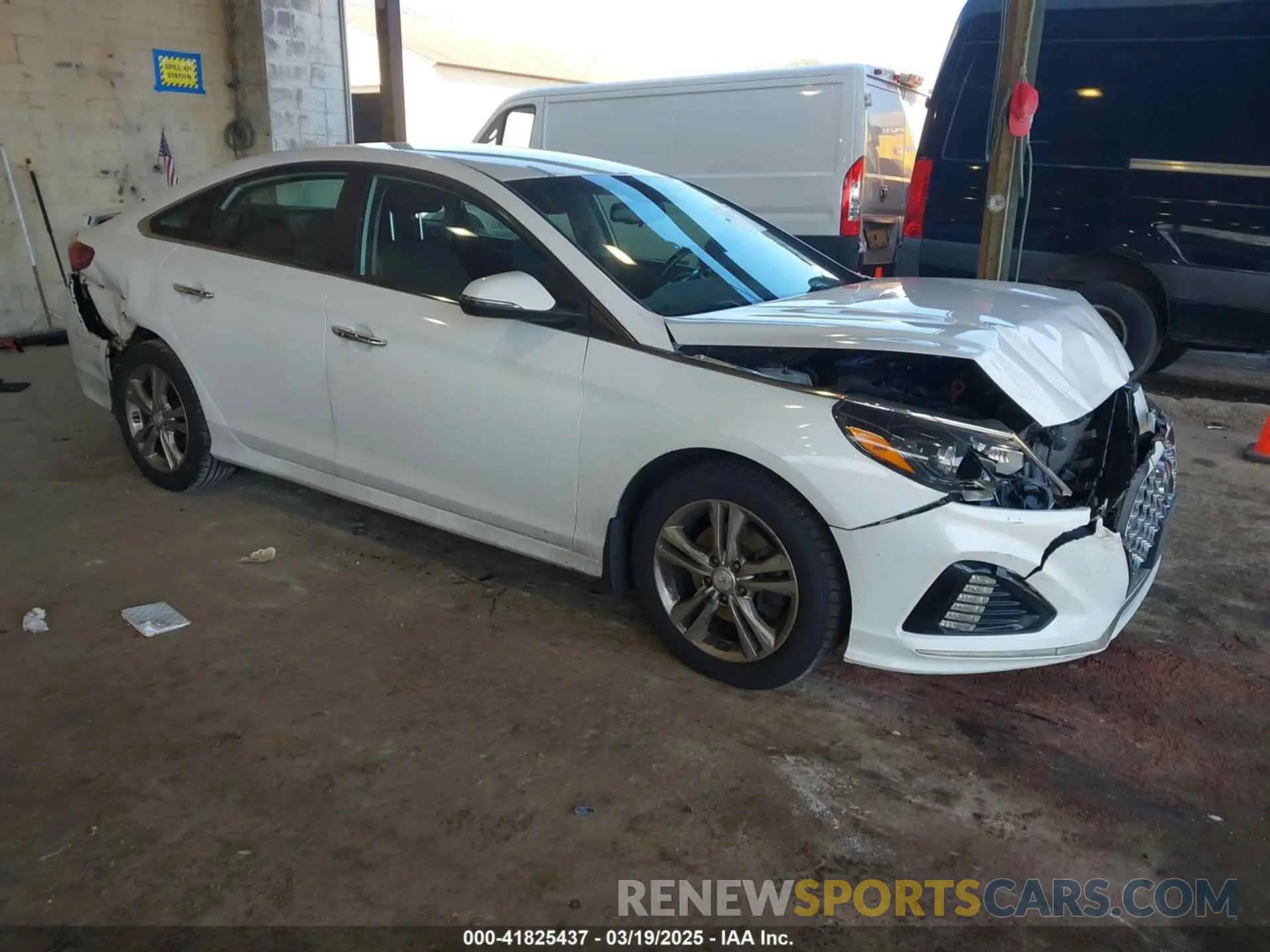 1 Photograph of a damaged car 5NPE34AF2KH806872 HYUNDAI SONATA 2019