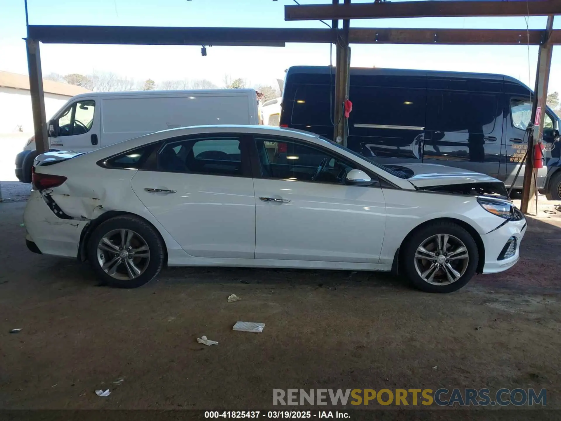 13 Photograph of a damaged car 5NPE34AF2KH806872 HYUNDAI SONATA 2019