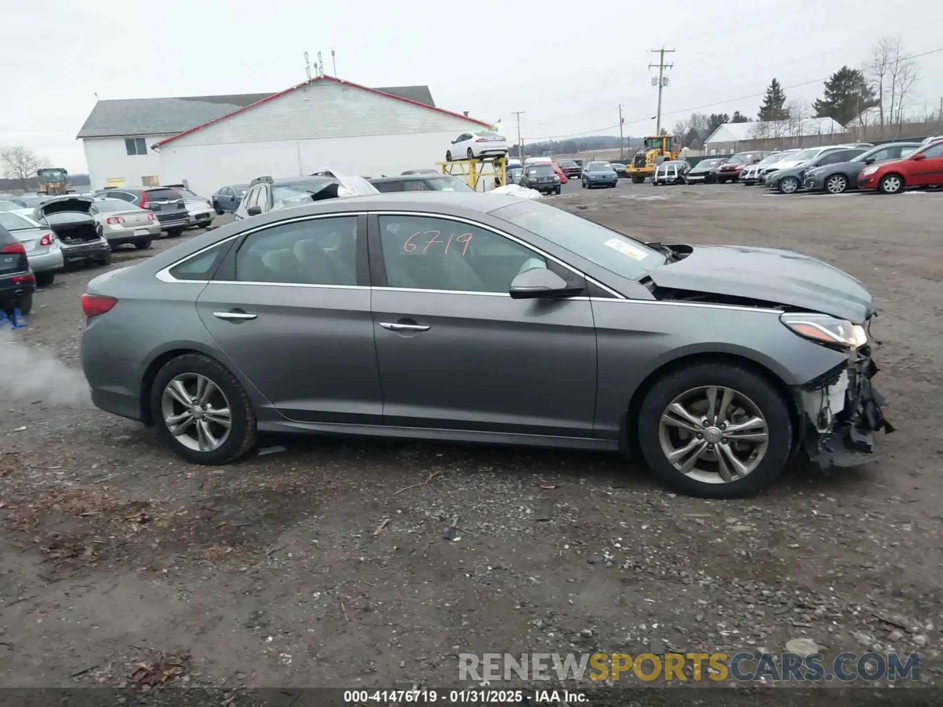 13 Photograph of a damaged car 5NPE34AF2KH809108 HYUNDAI SONATA 2019