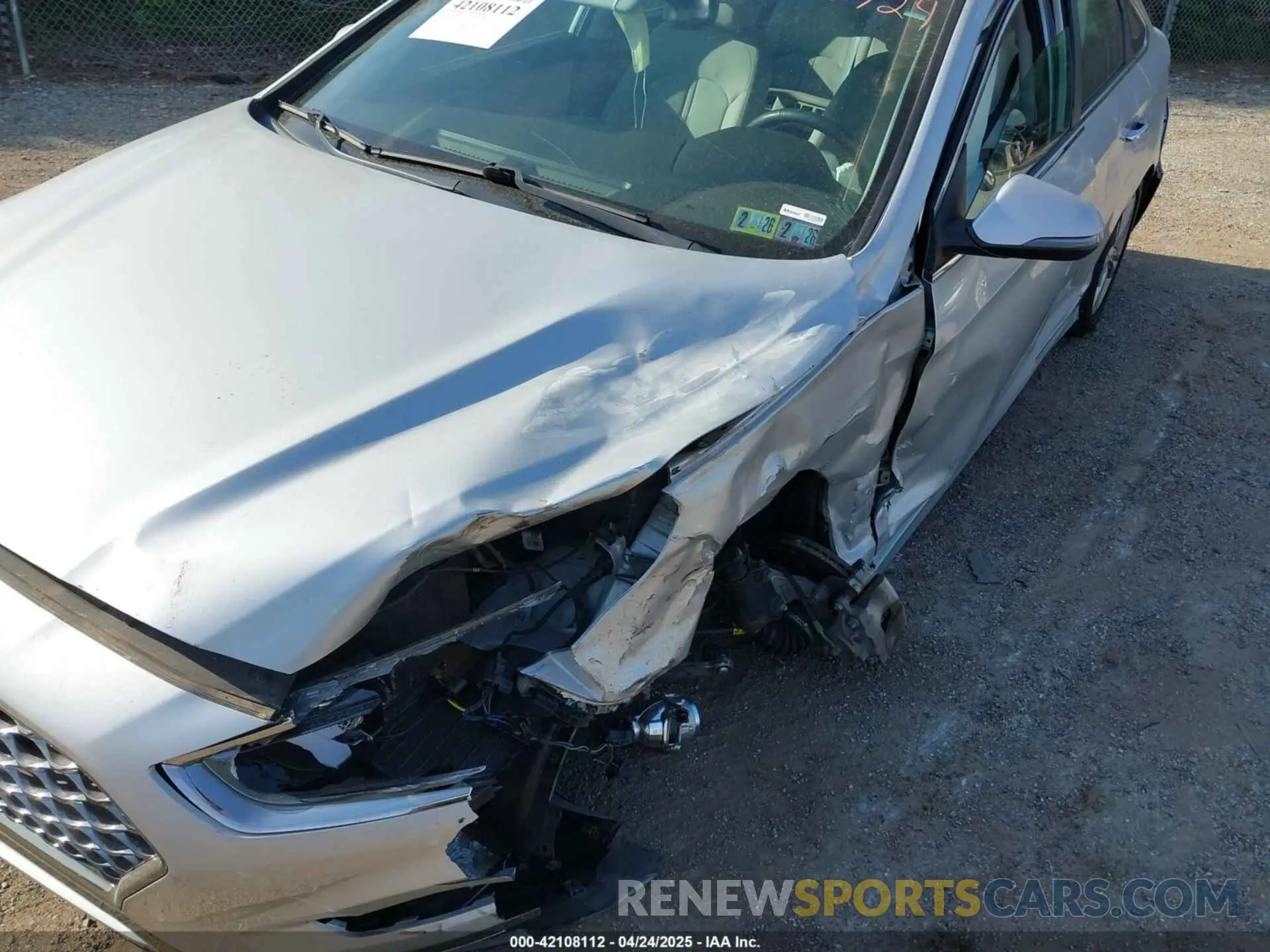 6 Photograph of a damaged car 5NPE34AF3KH737724 HYUNDAI SONATA 2019