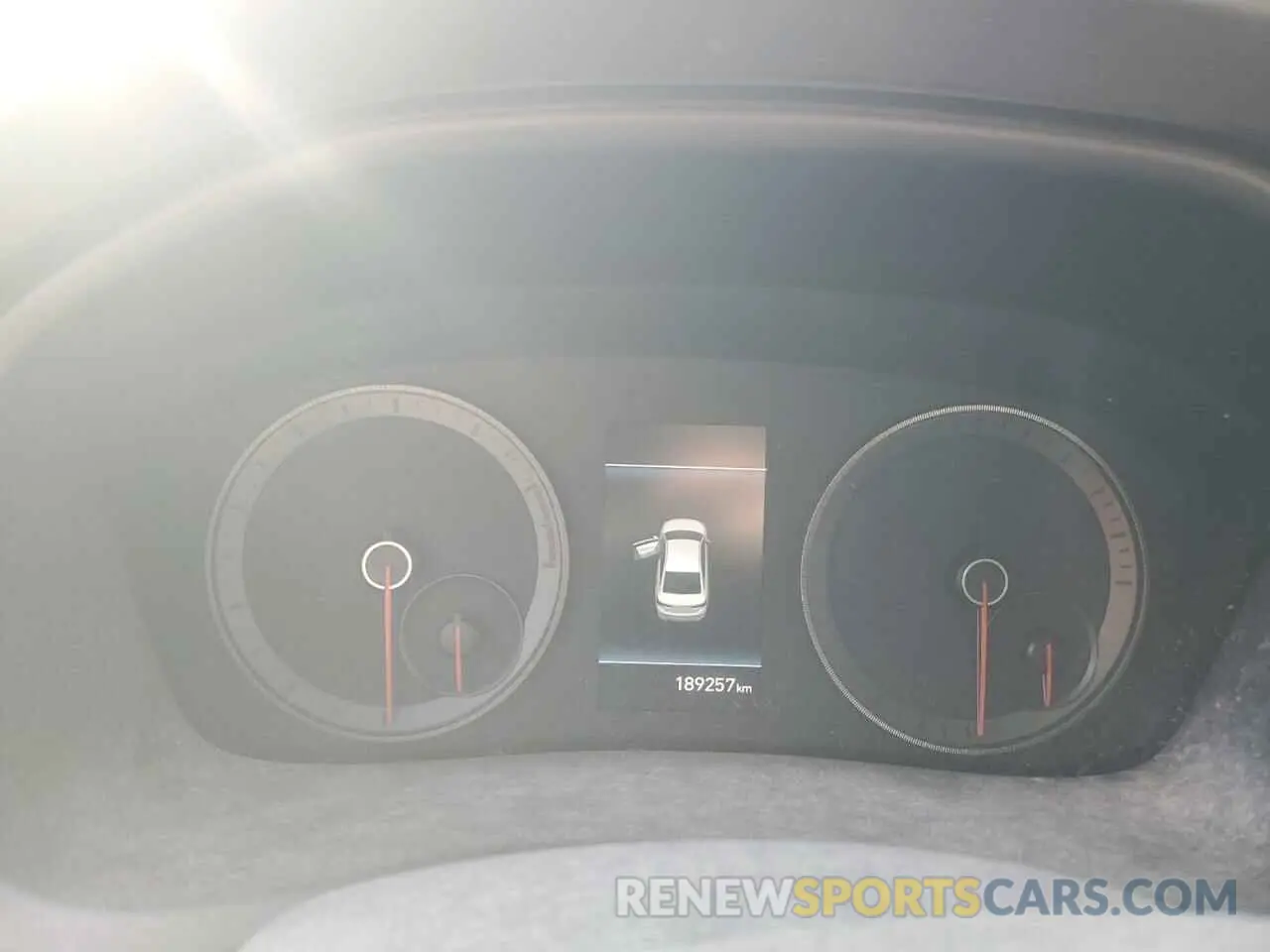 9 Photograph of a damaged car 5NPE34AF3KH747637 HYUNDAI SONATA 2019