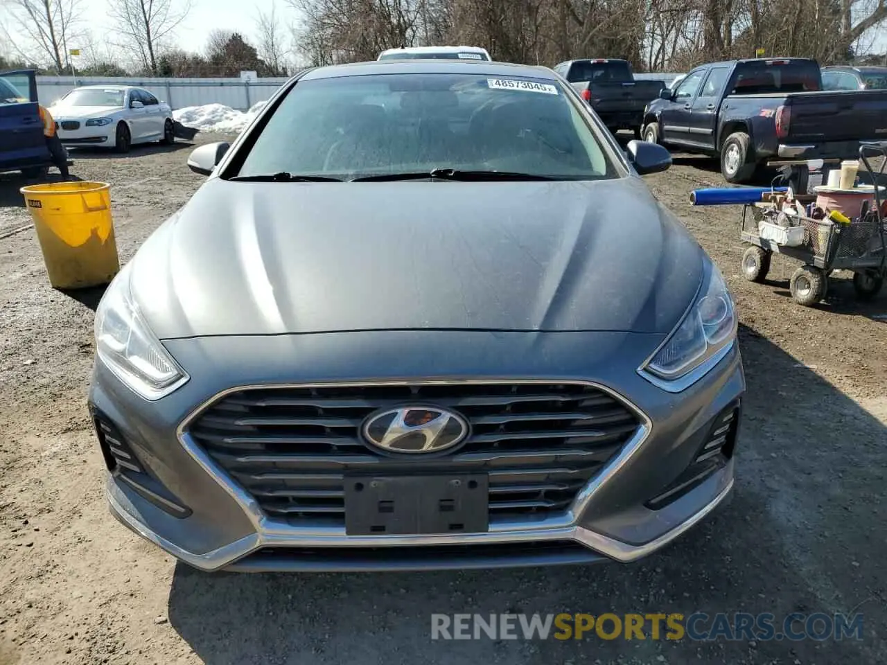 5 Photograph of a damaged car 5NPE34AF3KH748383 HYUNDAI SONATA 2019
