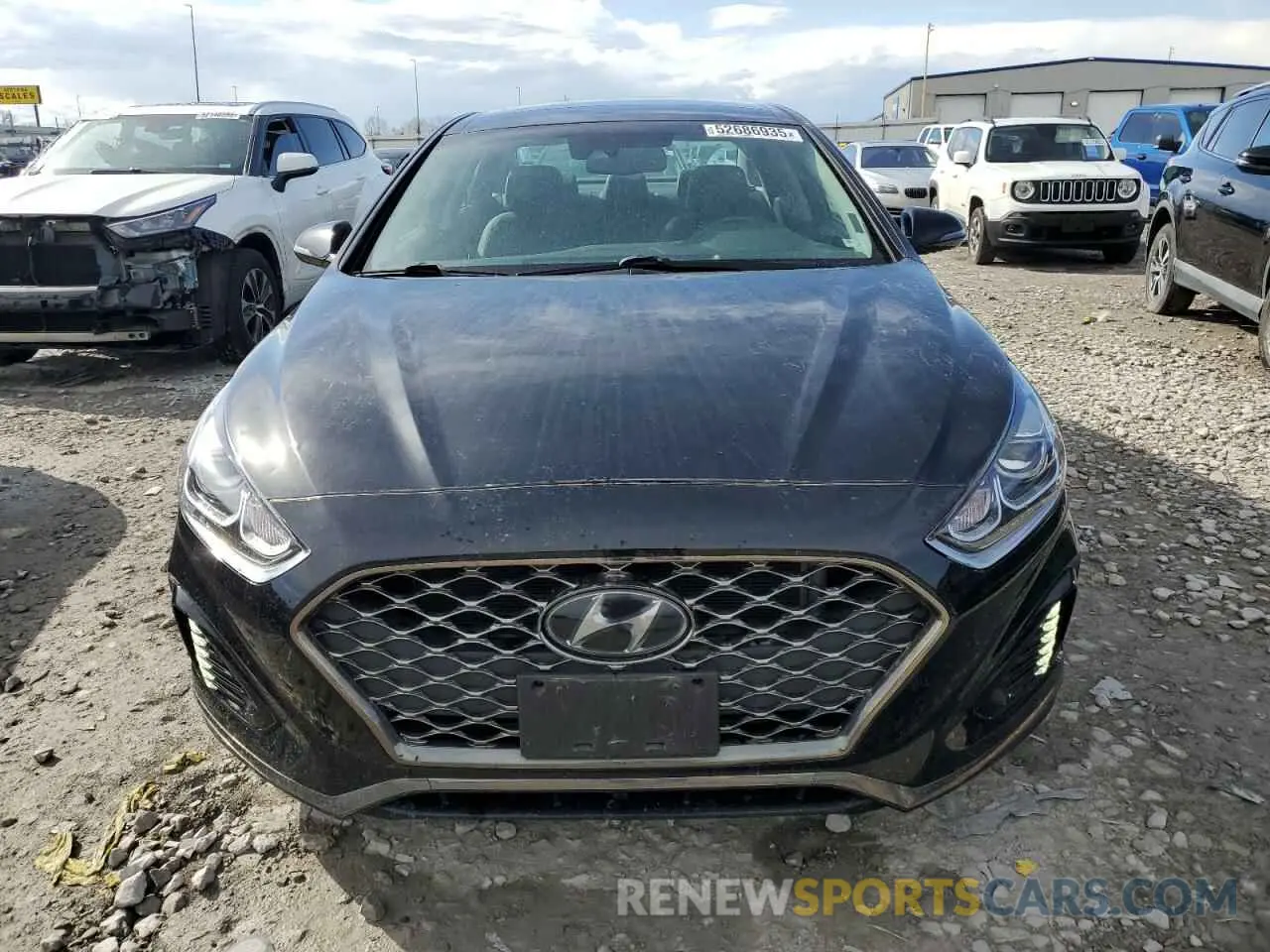 5 Photograph of a damaged car 5NPE34AF3KH753101 HYUNDAI SONATA 2019