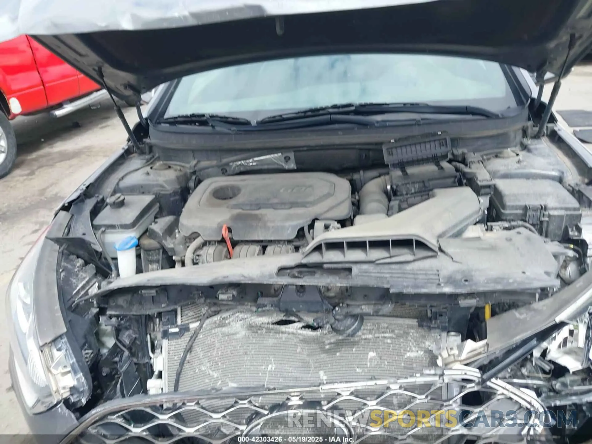 10 Photograph of a damaged car 5NPE34AF3KH758220 HYUNDAI SONATA 2019