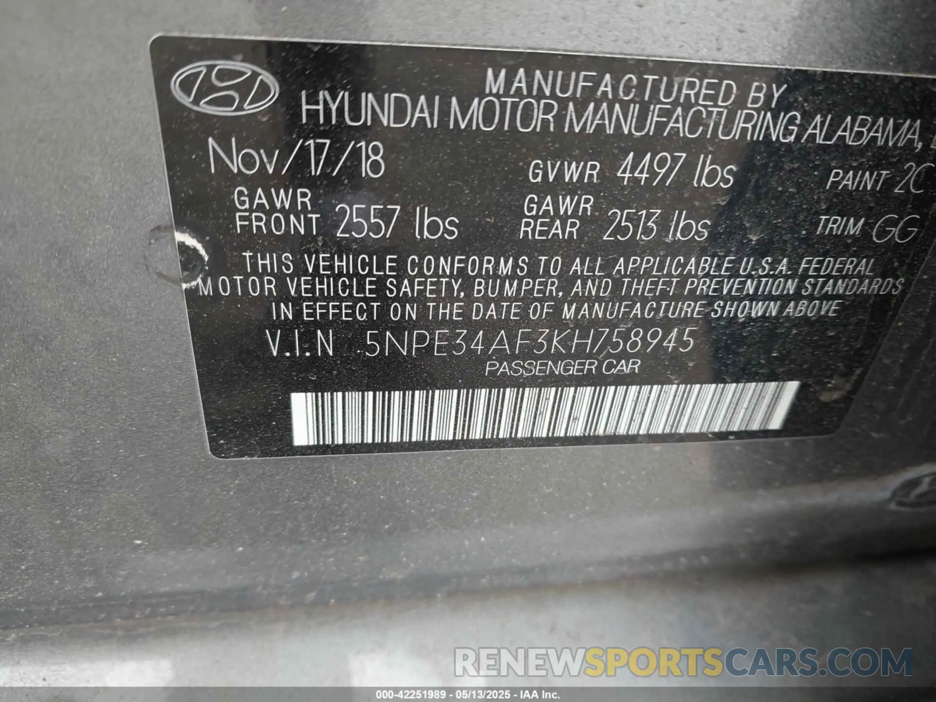 9 Photograph of a damaged car 5NPE34AF3KH758945 HYUNDAI SONATA 2019