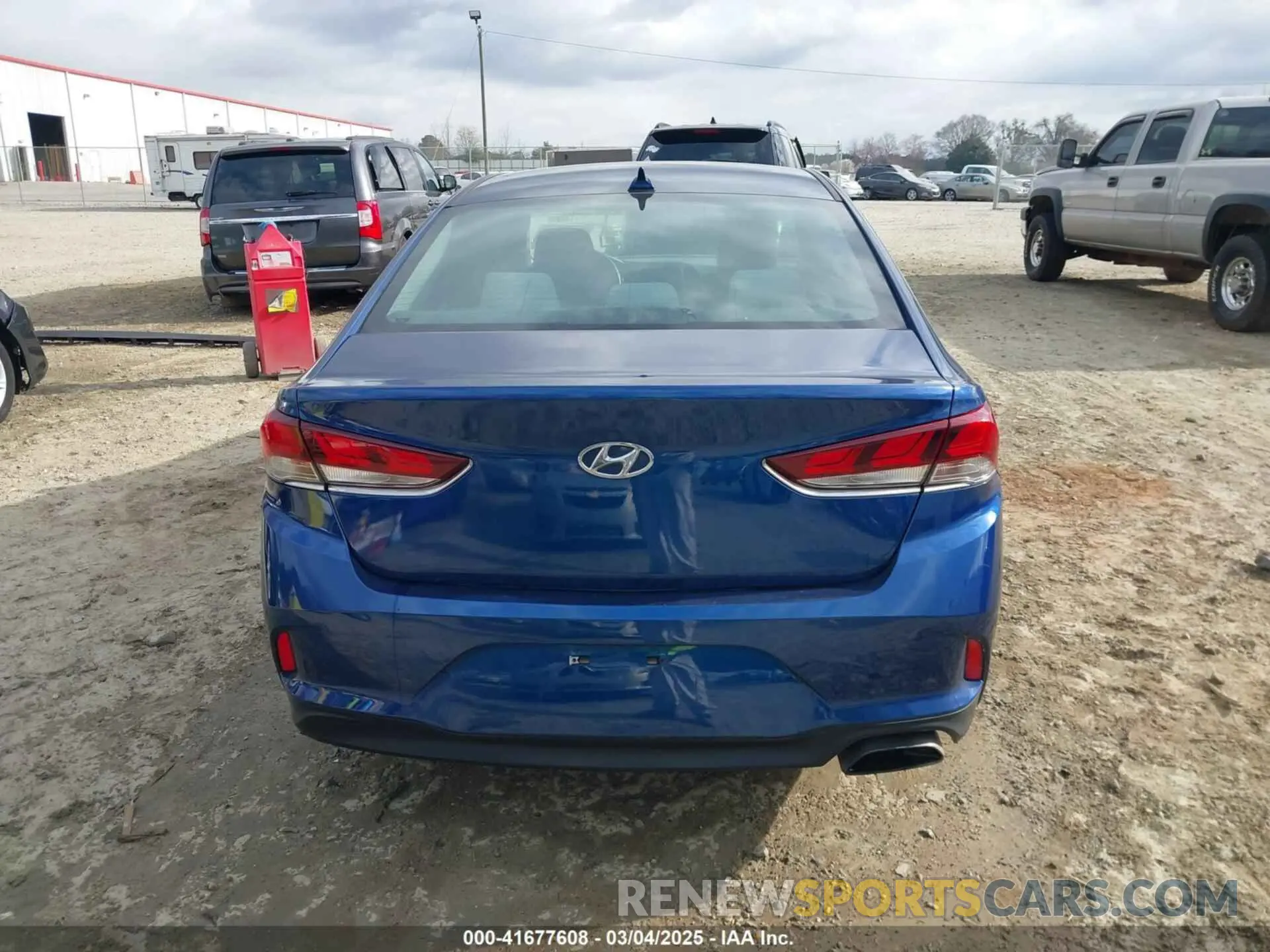16 Photograph of a damaged car 5NPE34AF3KH766494 HYUNDAI SONATA 2019