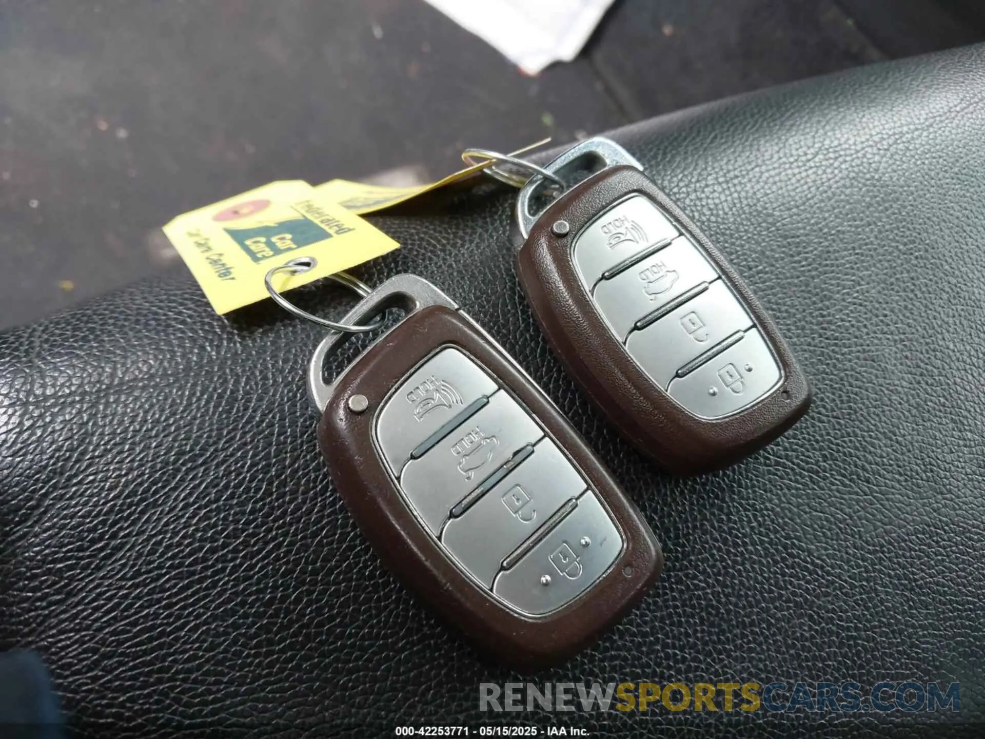 11 Photograph of a damaged car 5NPE34AF3KH791265 HYUNDAI SONATA 2019