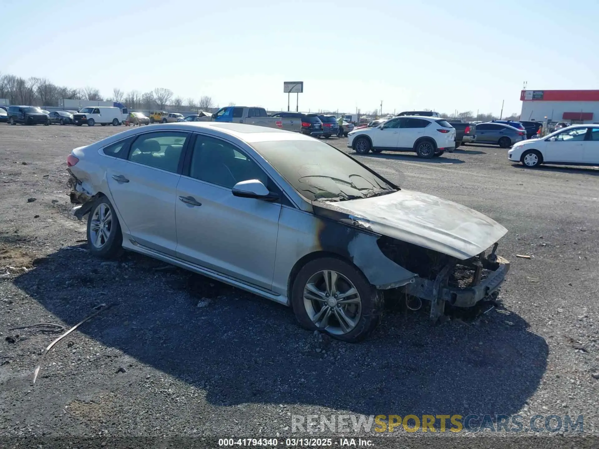 1 Photograph of a damaged car 5NPE34AF3KH795543 HYUNDAI SONATA 2019