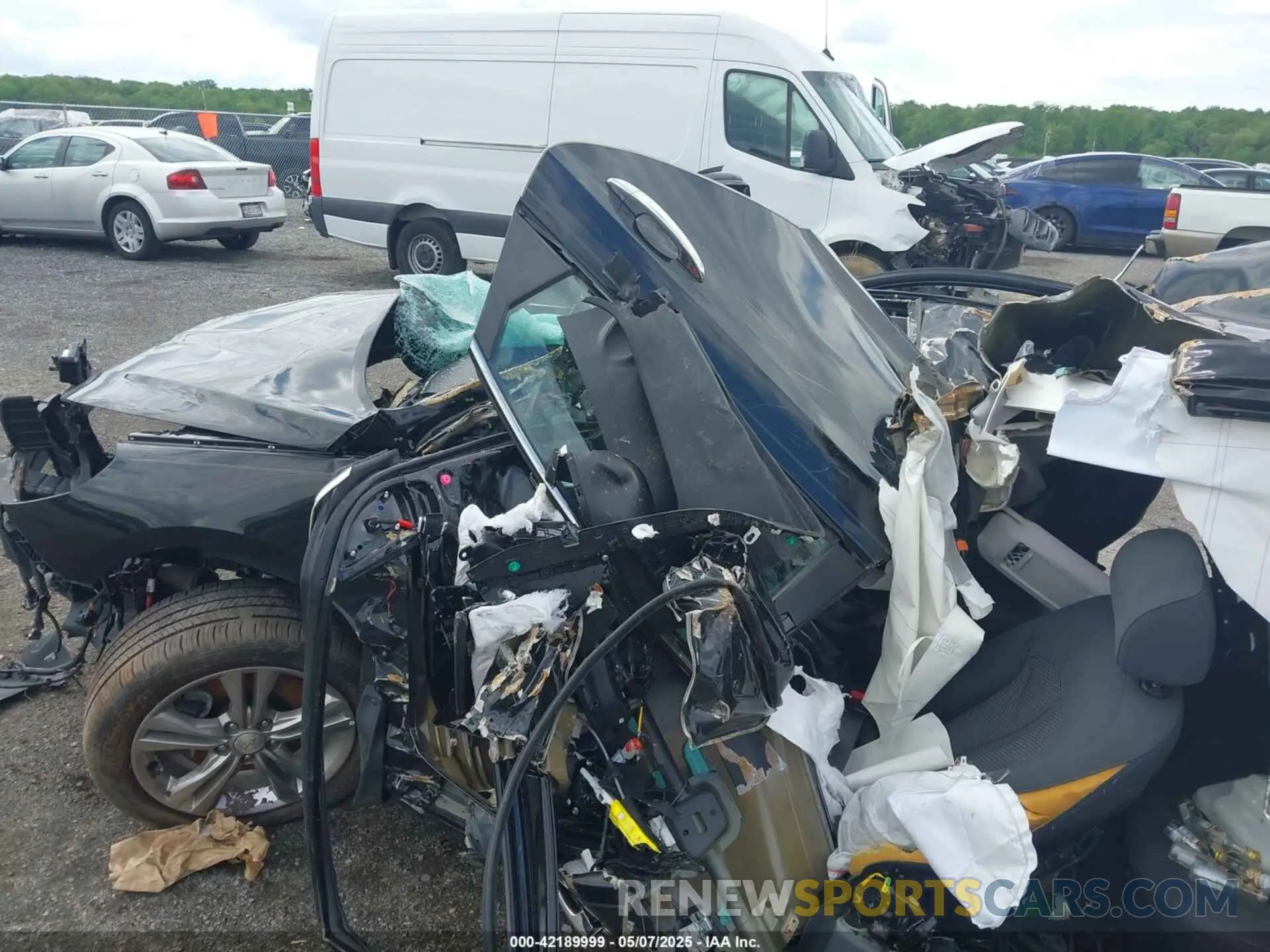 15 Photograph of a damaged car 5NPE34AF3KH803382 HYUNDAI SONATA 2019