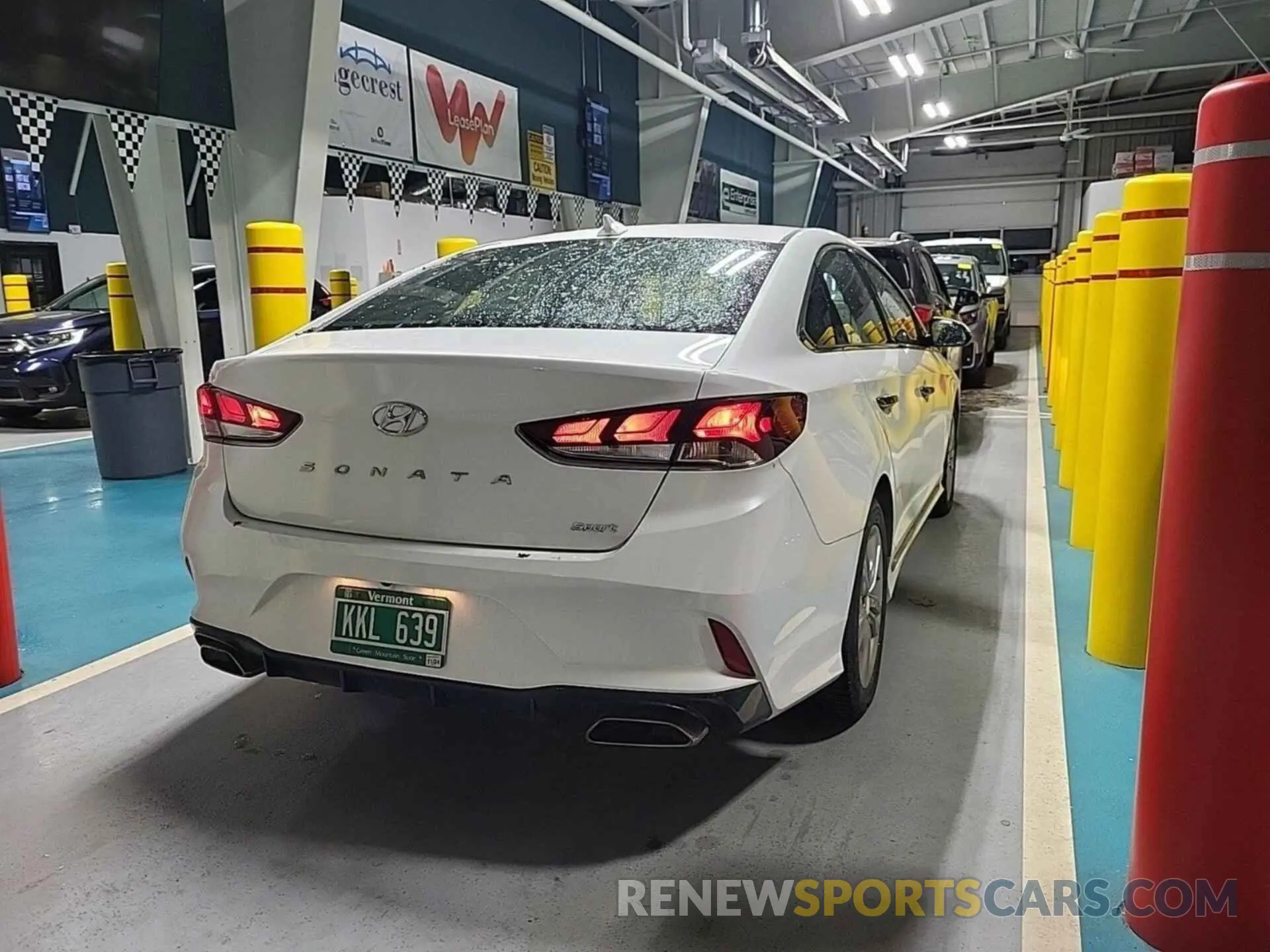17 Photograph of a damaged car 5NPE34AF3KH808680 HYUNDAI SONATA 2019