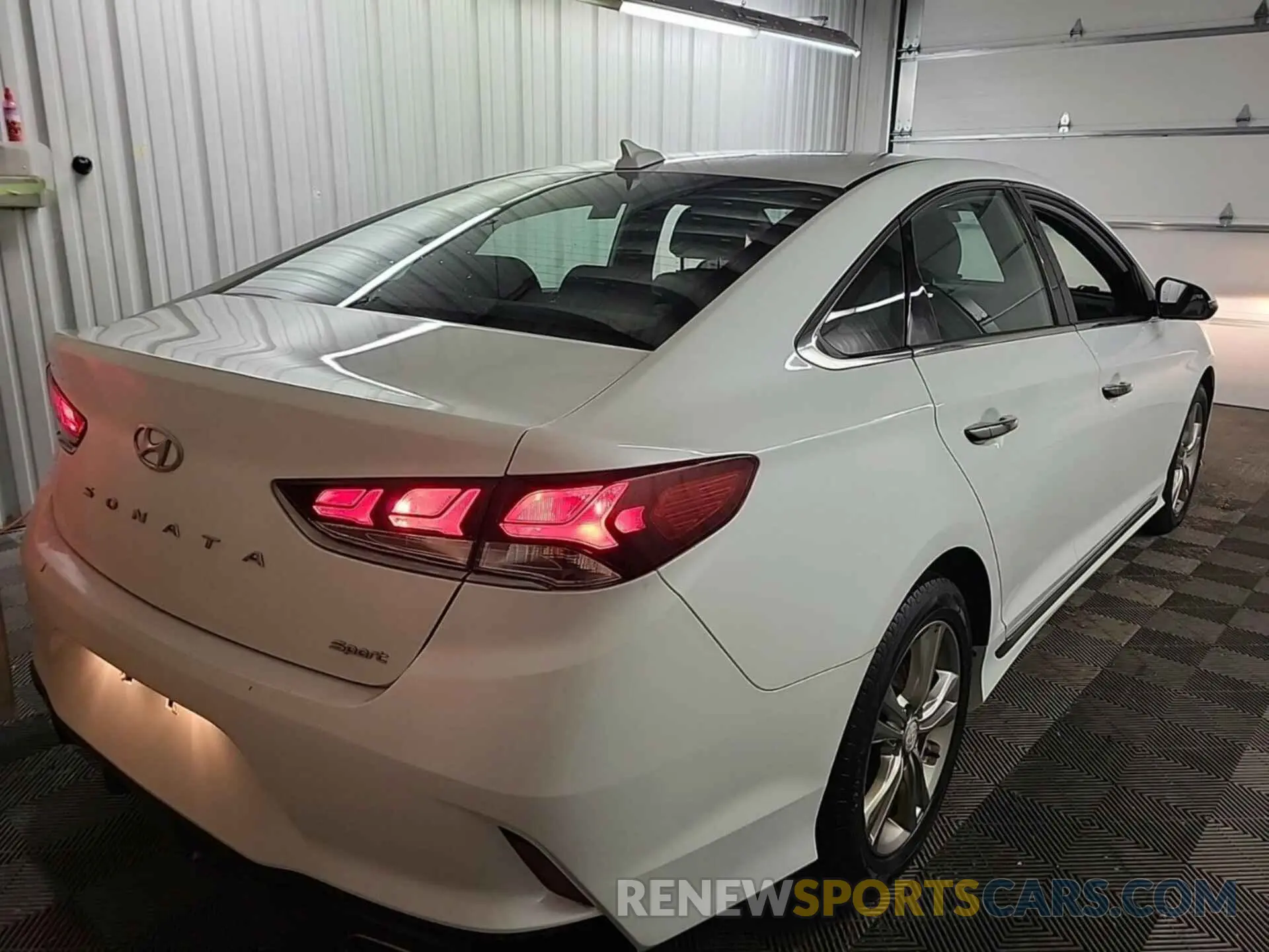 42 Photograph of a damaged car 5NPE34AF3KH808680 HYUNDAI SONATA 2019