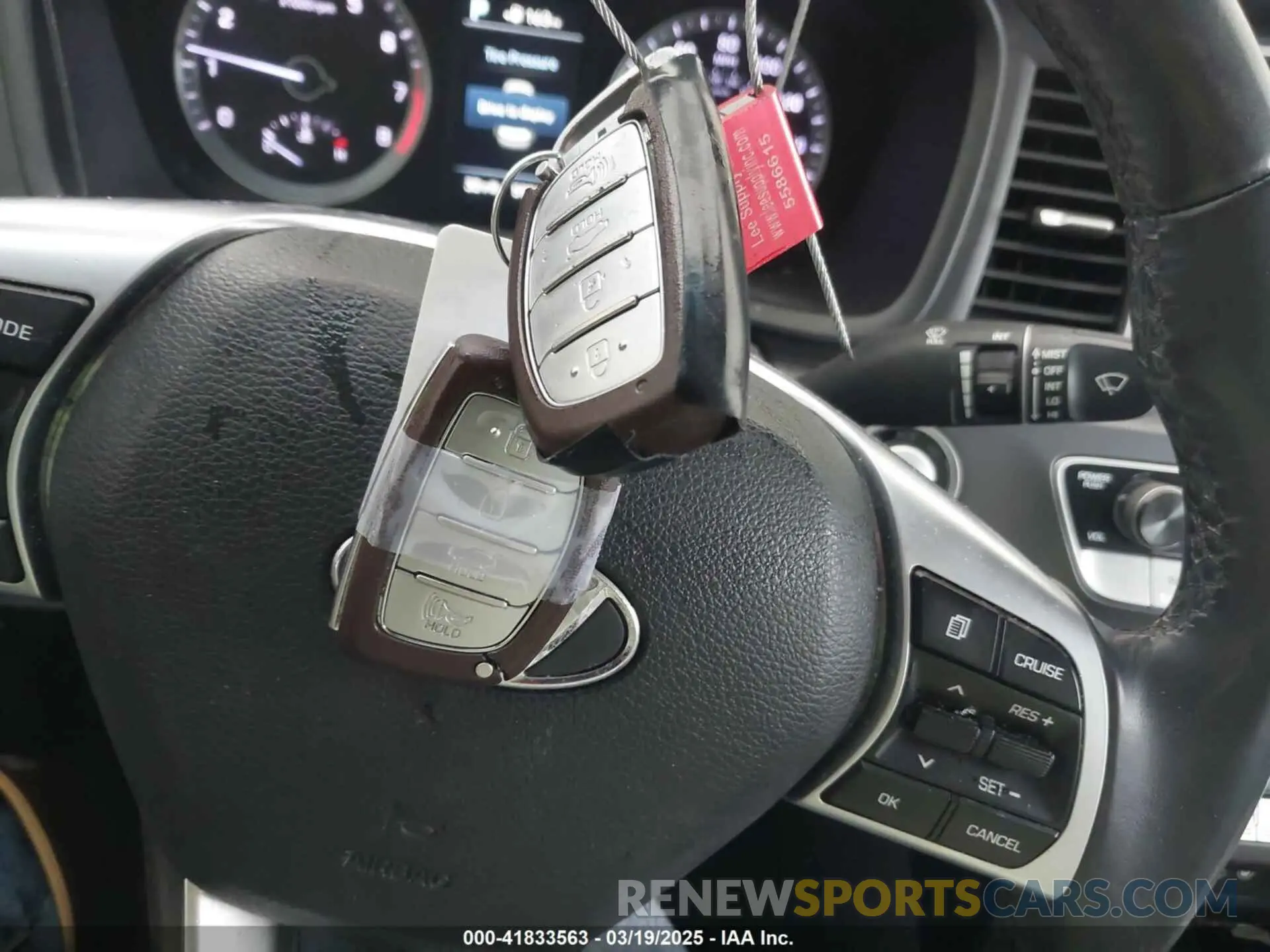 11 Photograph of a damaged car 5NPE34AF3KH809604 HYUNDAI SONATA 2019