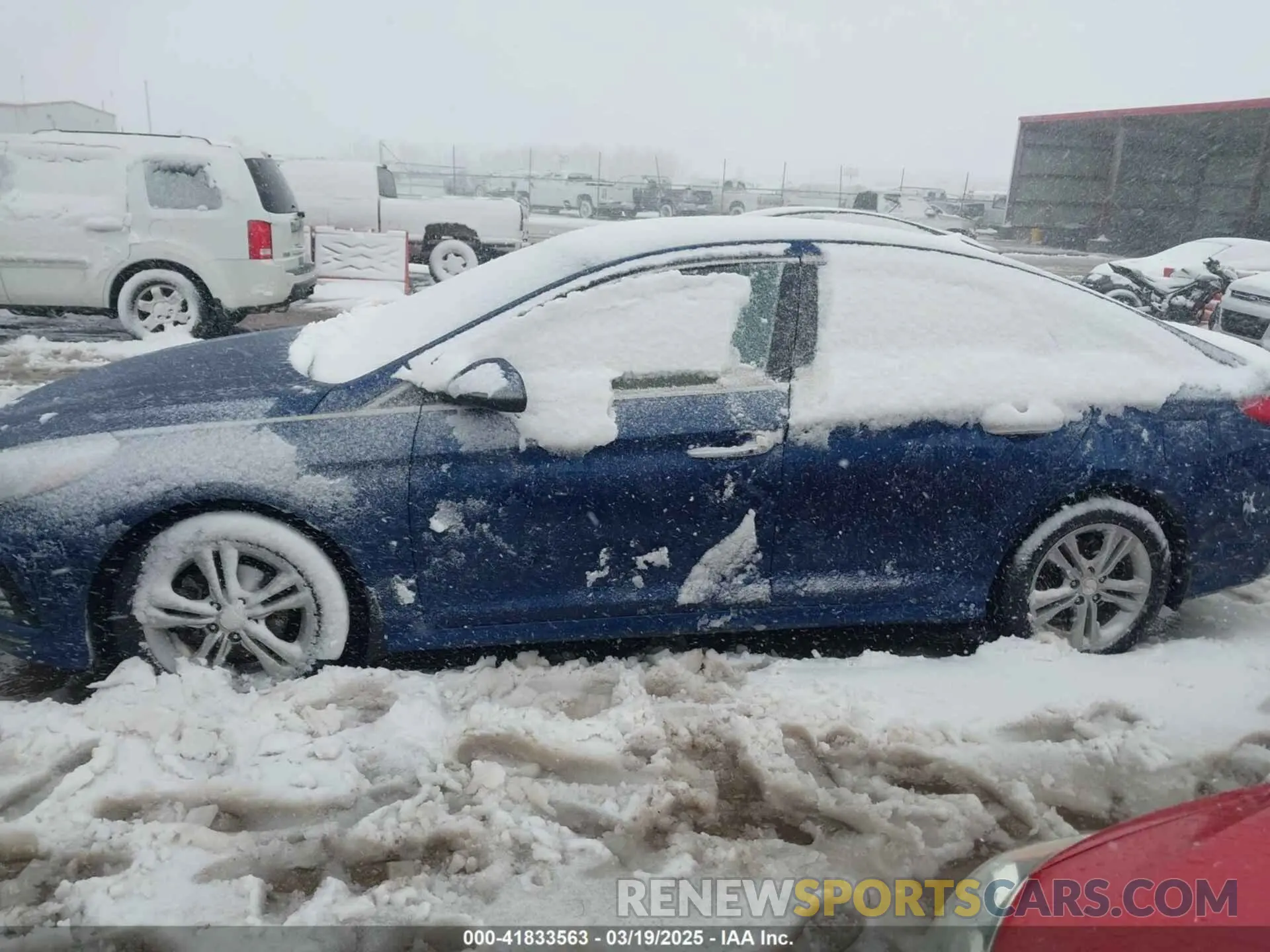14 Photograph of a damaged car 5NPE34AF3KH809604 HYUNDAI SONATA 2019