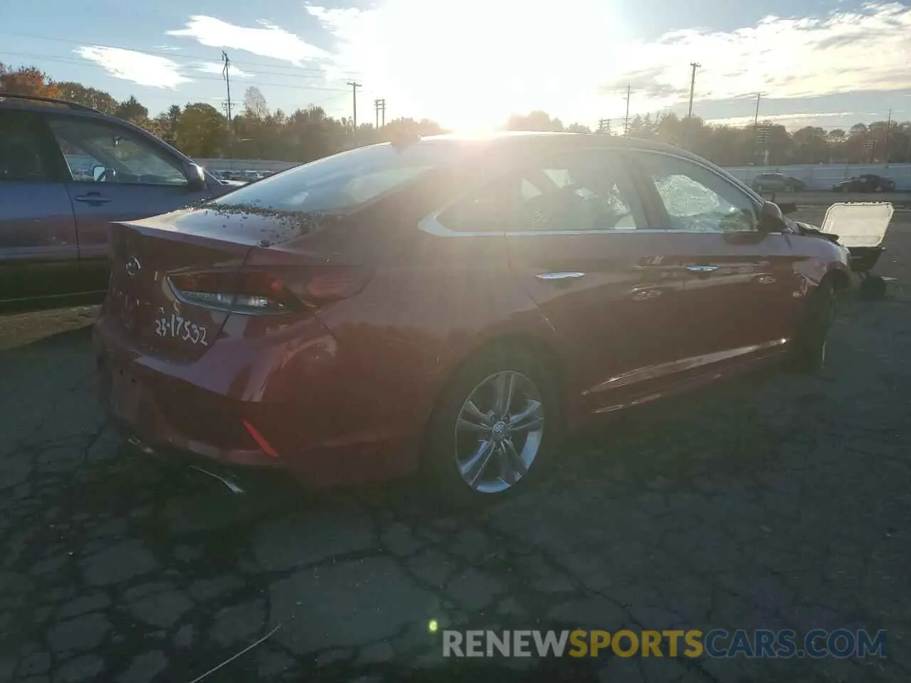 3 Photograph of a damaged car 5NPE34AF3KH820196 HYUNDAI SONATA 2019