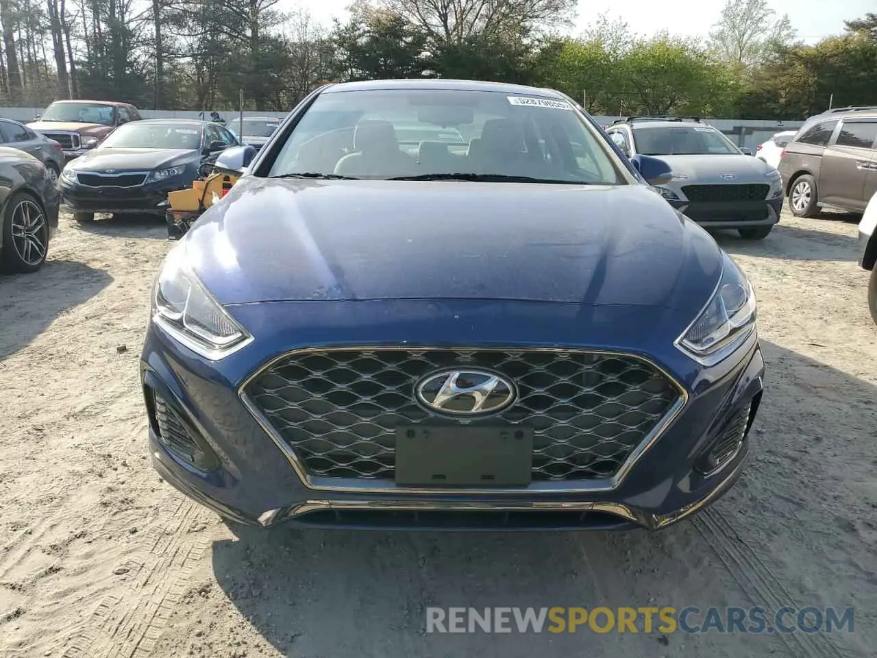 5 Photograph of a damaged car 5NPE34AF4KH738087 HYUNDAI SONATA 2019